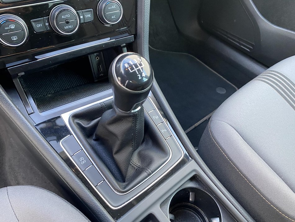 Volkswagen Golf 1.6 TDi Allstar