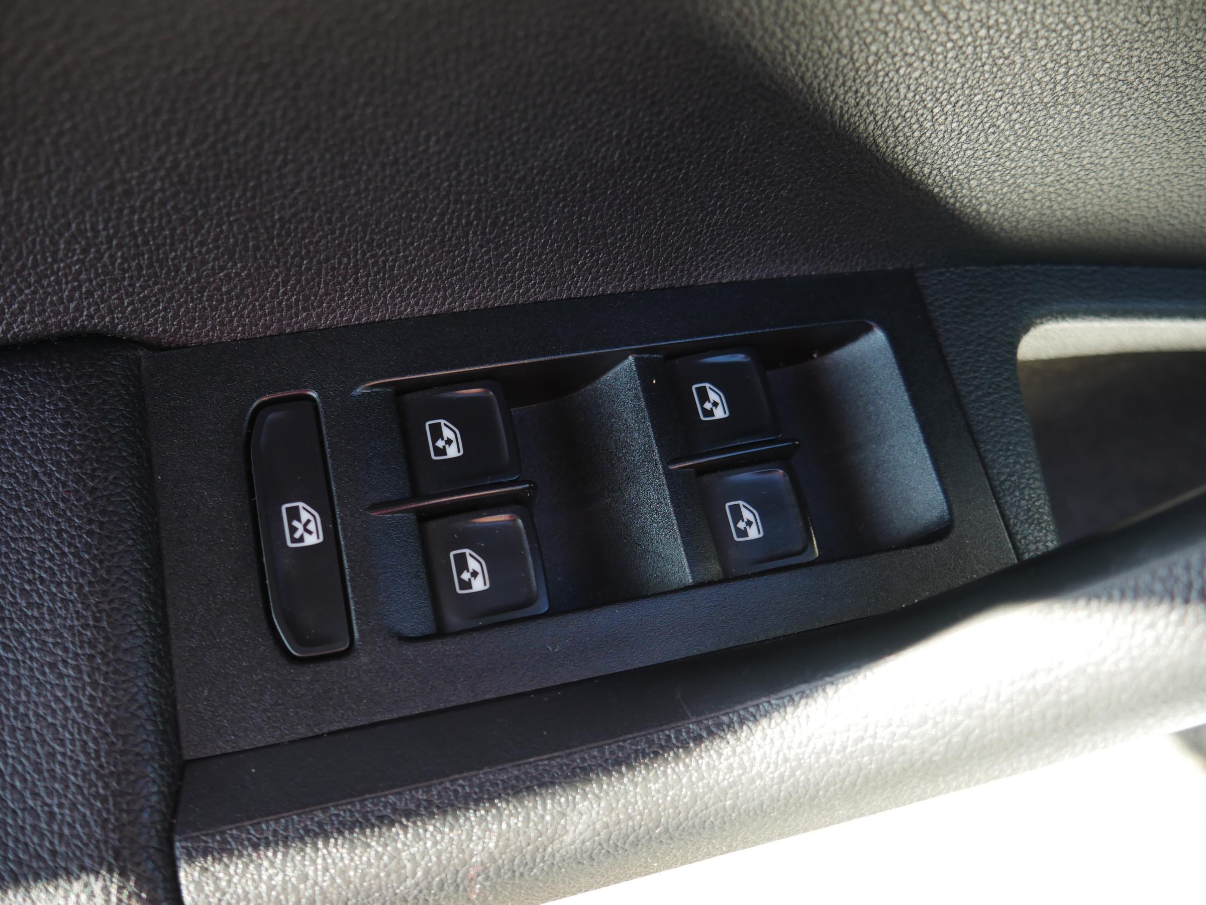 Škoda Octavia III, 2015 - pohled č. 12