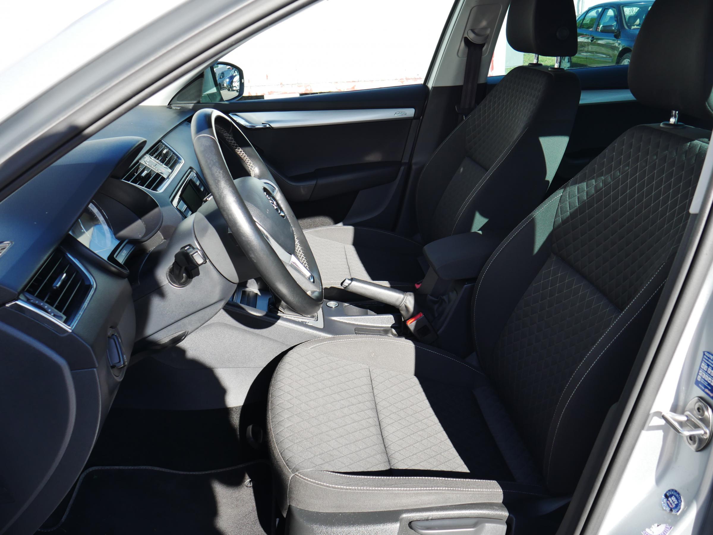 Škoda Octavia III, 2015 - pohled č. 8