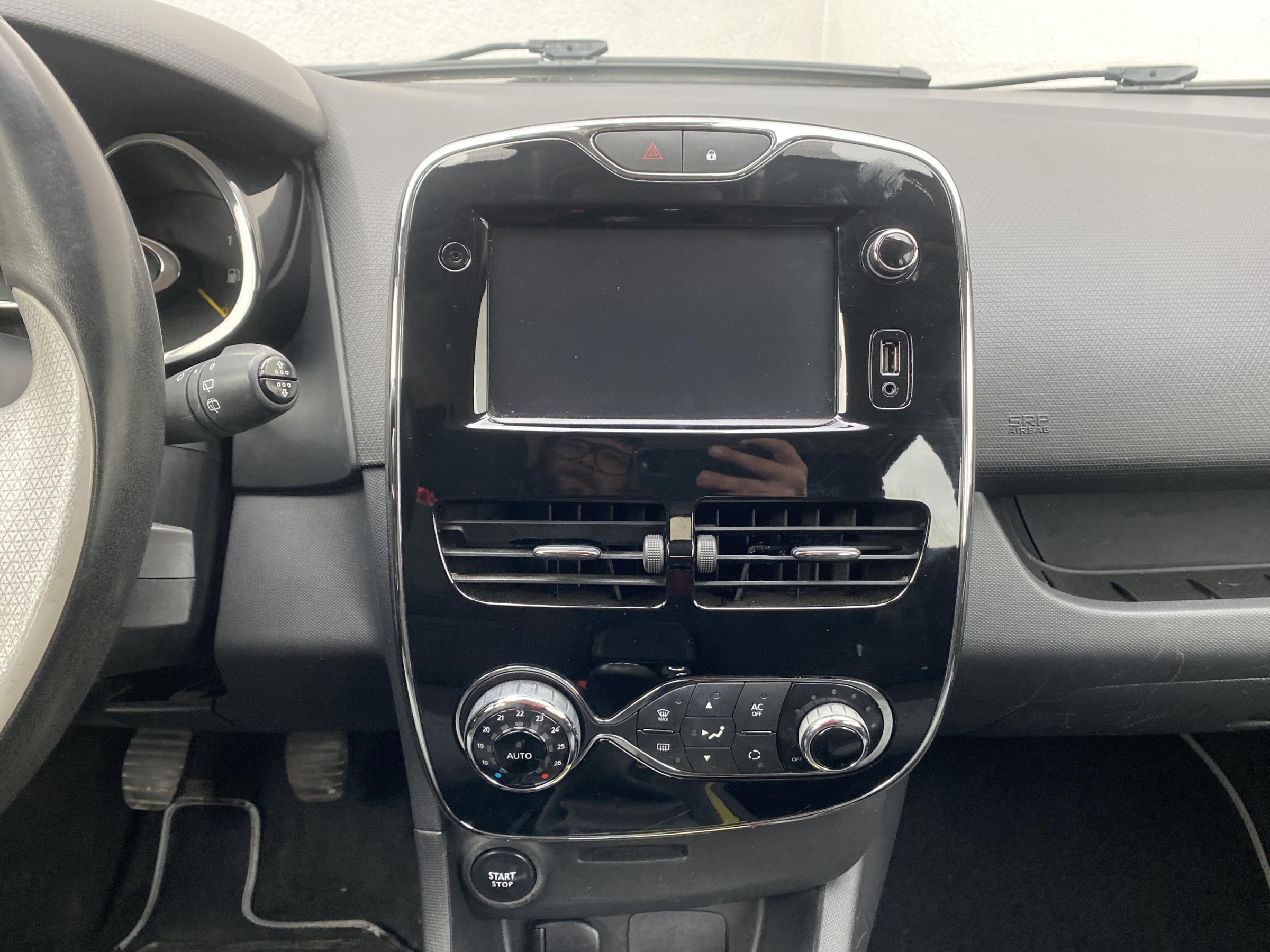 Renault Clio, 2014 - pohled č. 12