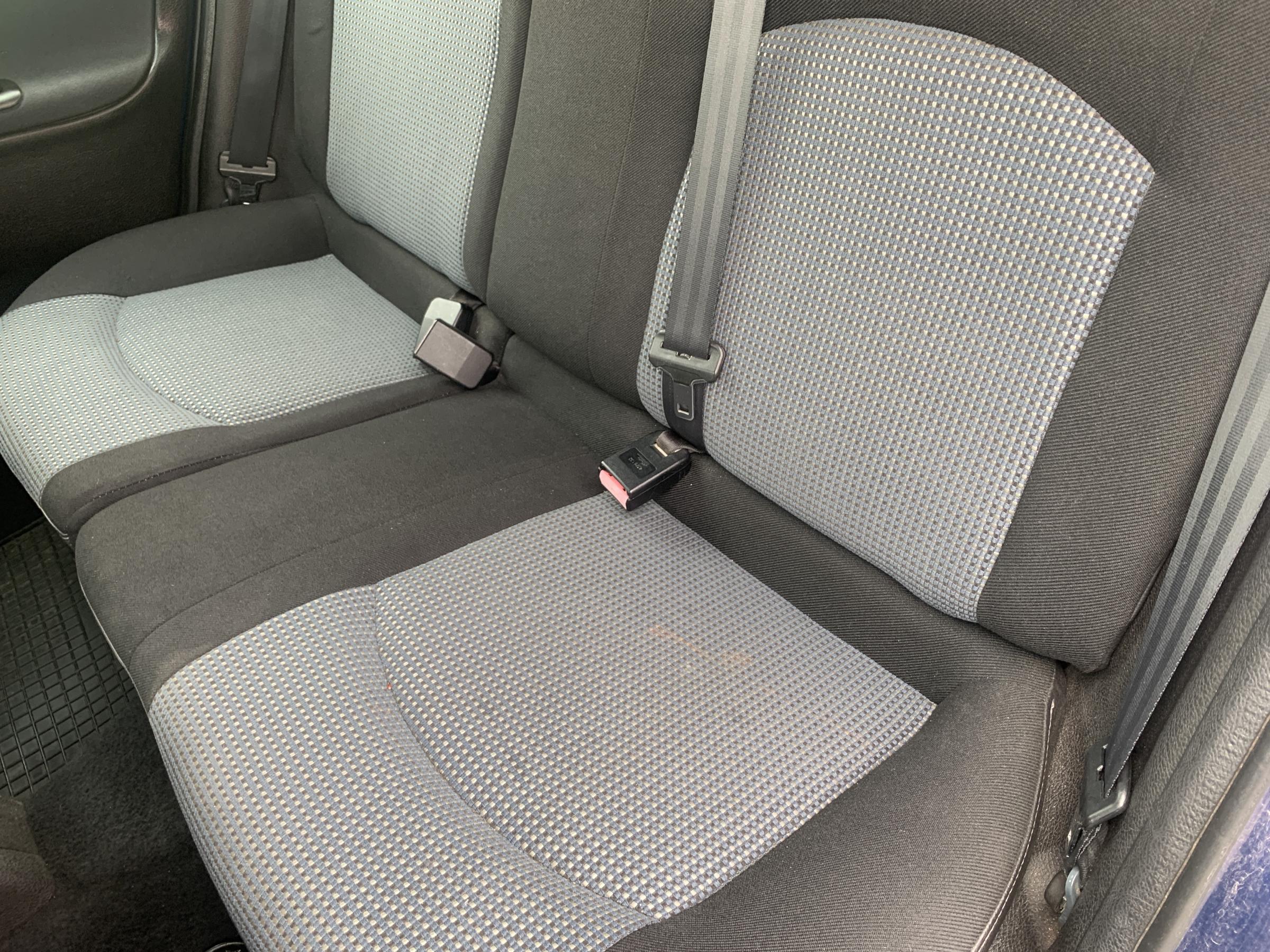 Peugeot 206, 2004 - pohled č. 10