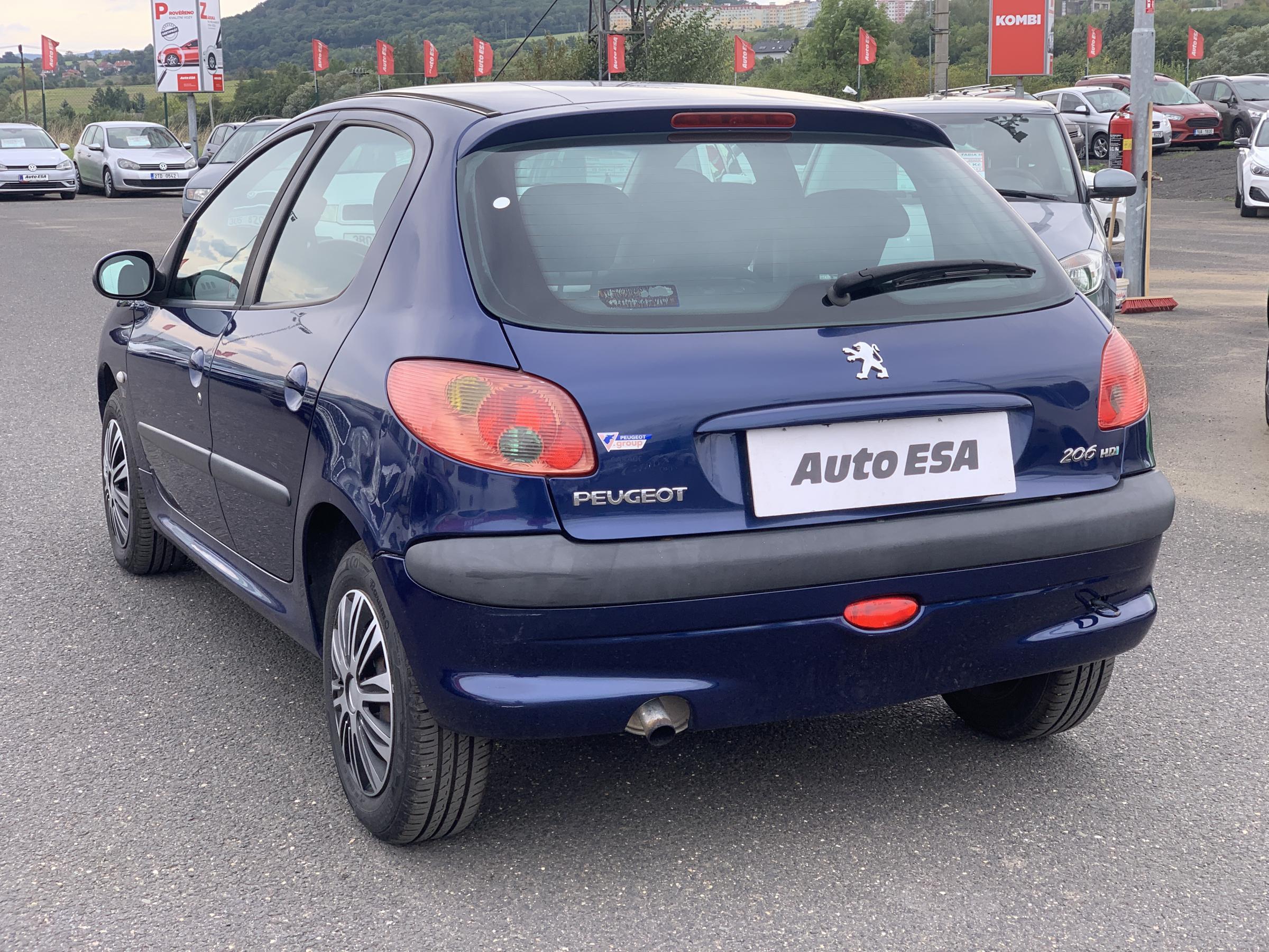 Peugeot 206, 2004 - pohled č. 4