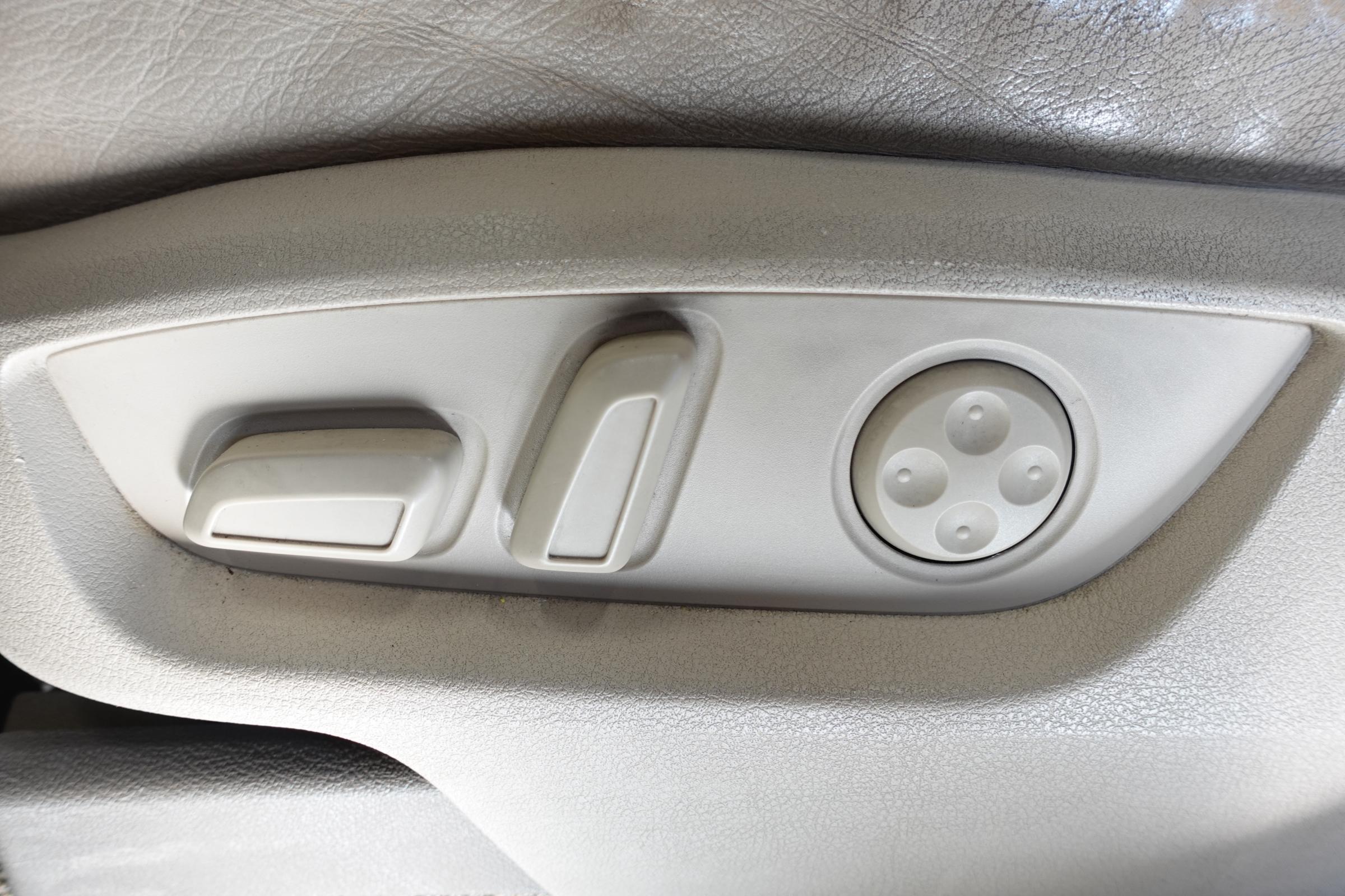 Audi Q7, 2008 - pohled č. 26