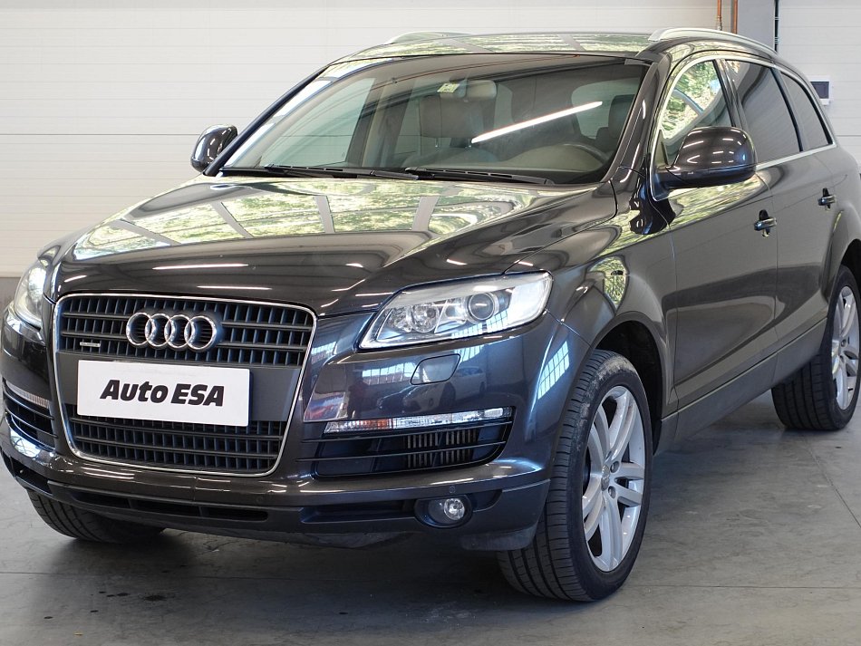 Audi Q7 3.0TDi  Quattro