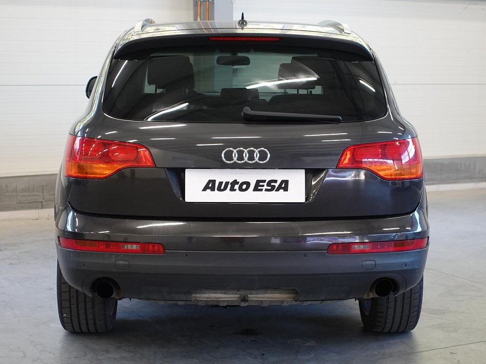 Audi Q7 3.0TDi  Quattro