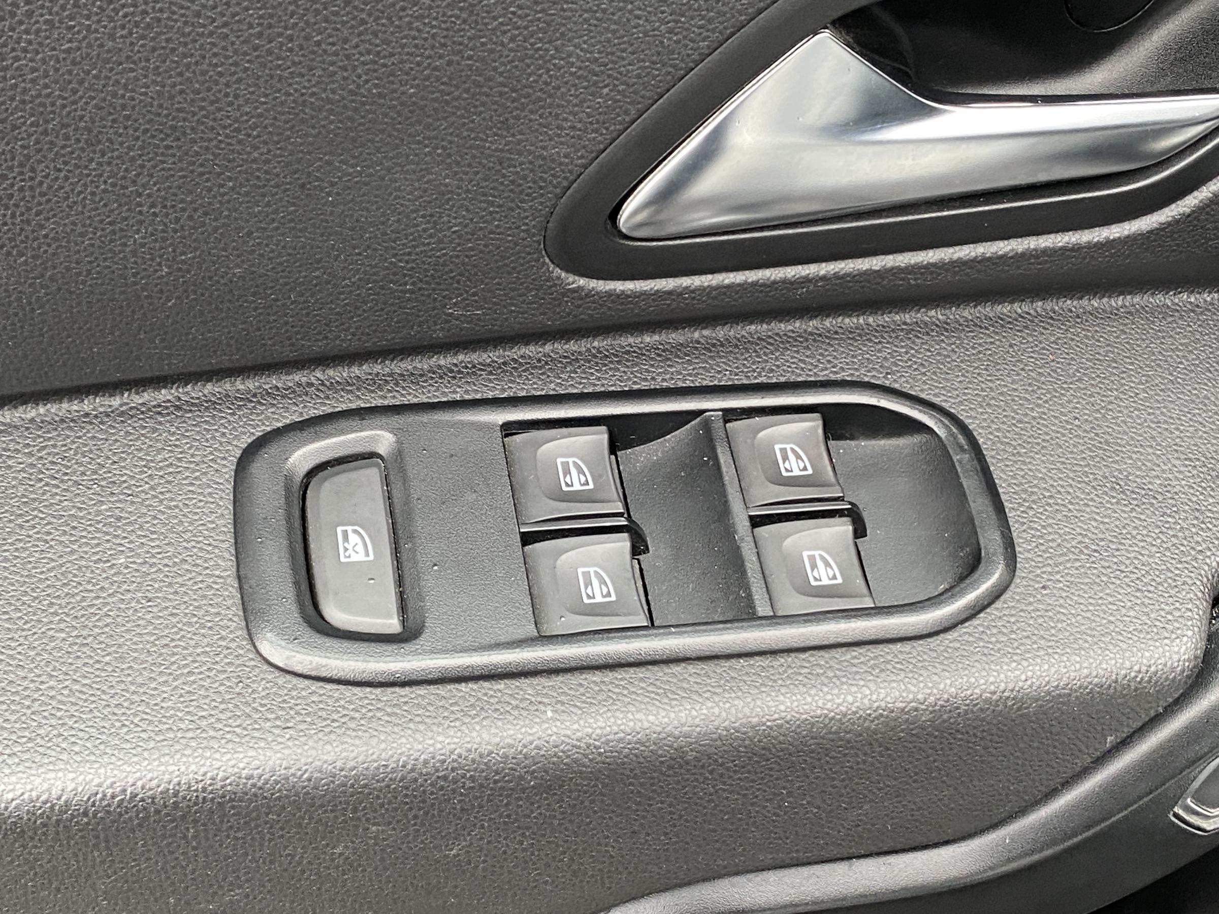 Dacia Duster, 2020 - pohled č. 12