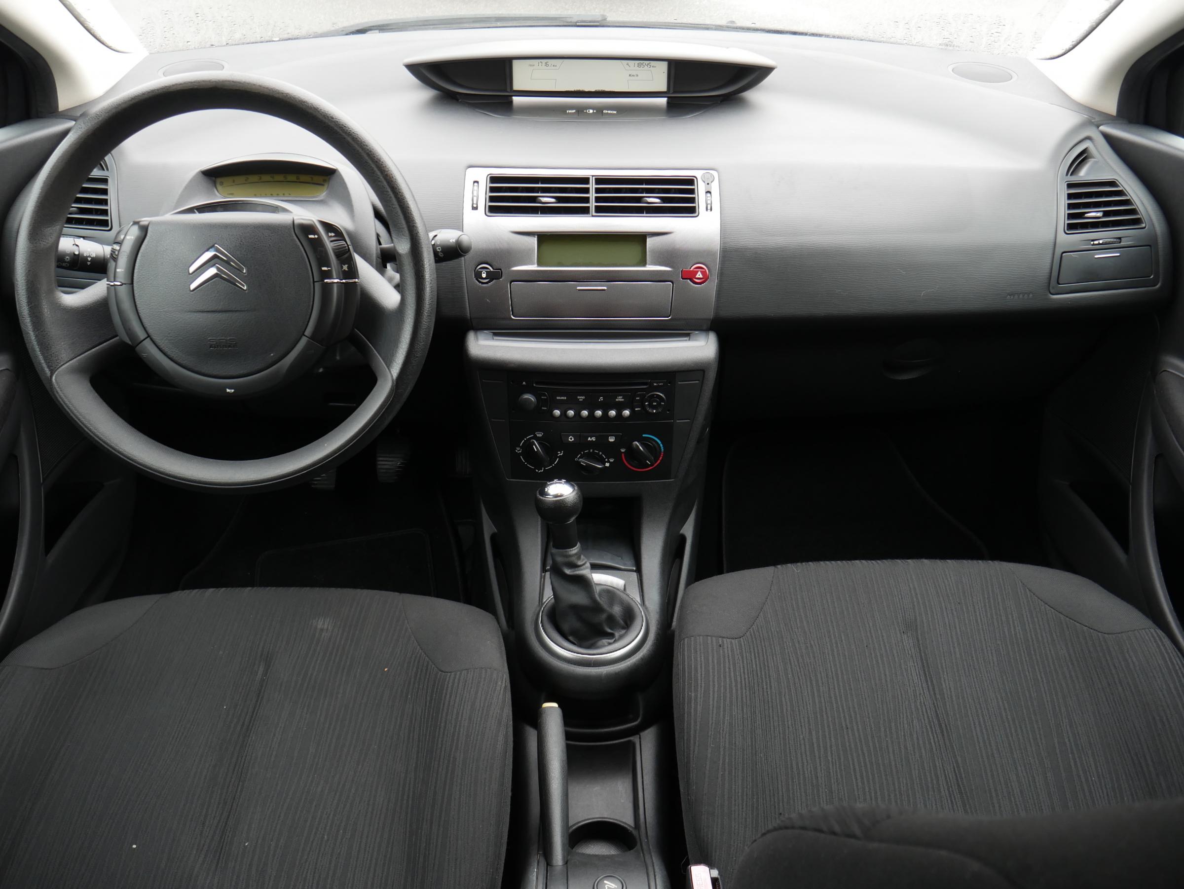 Citroën C4, 2007 - pohled č. 8