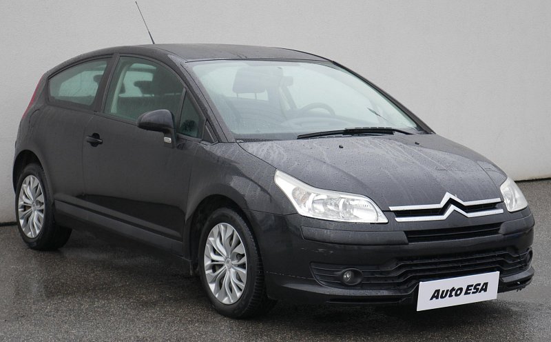 Citroën C4 1.4i 