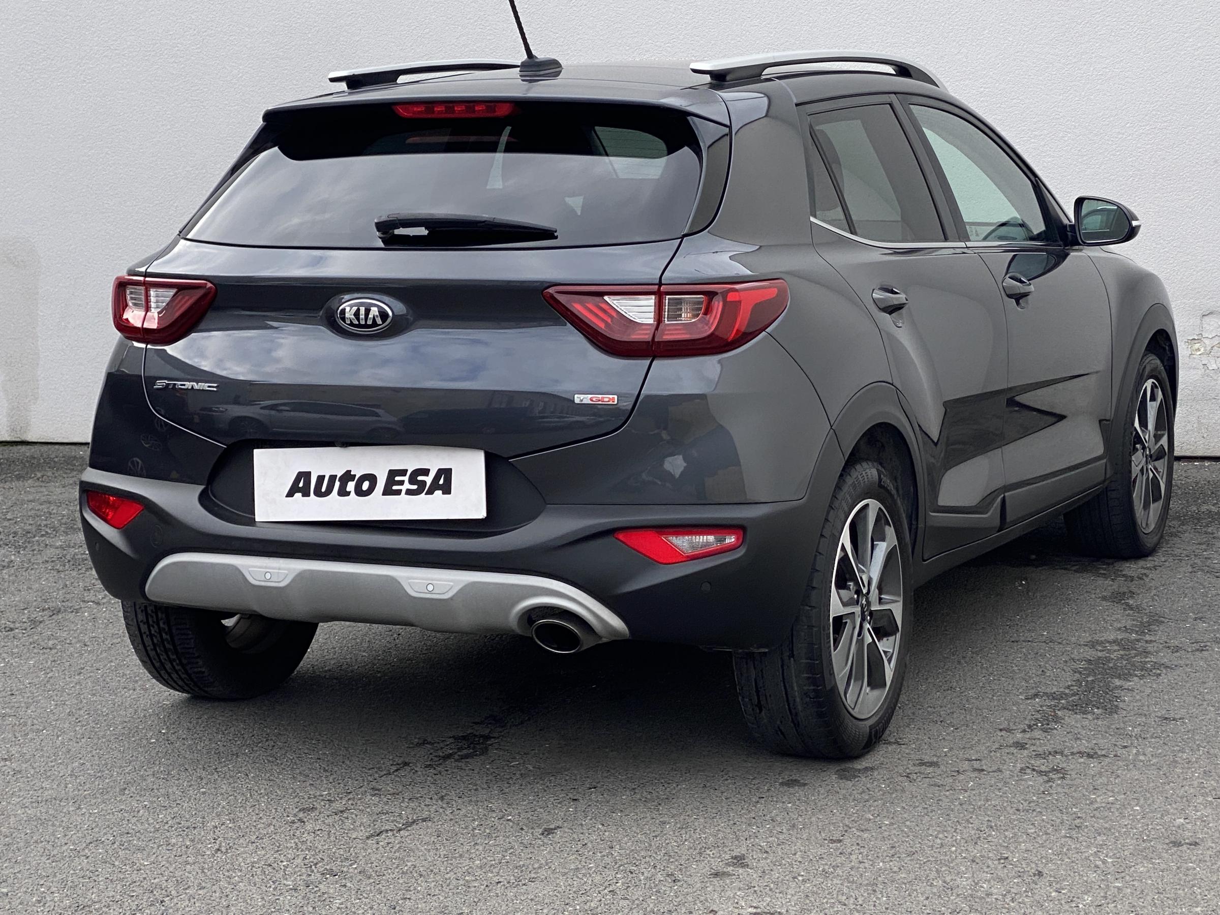 Kia Stonic, 2018 - pohled č. 4