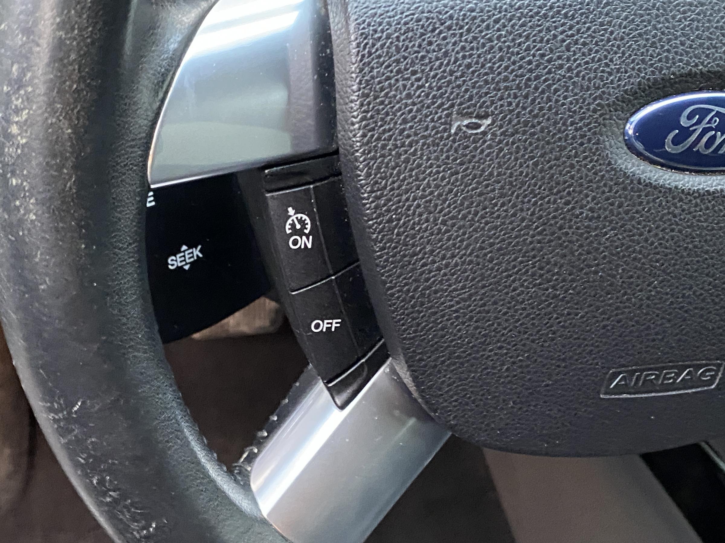 Ford Kuga, 2011 - pohled č. 13