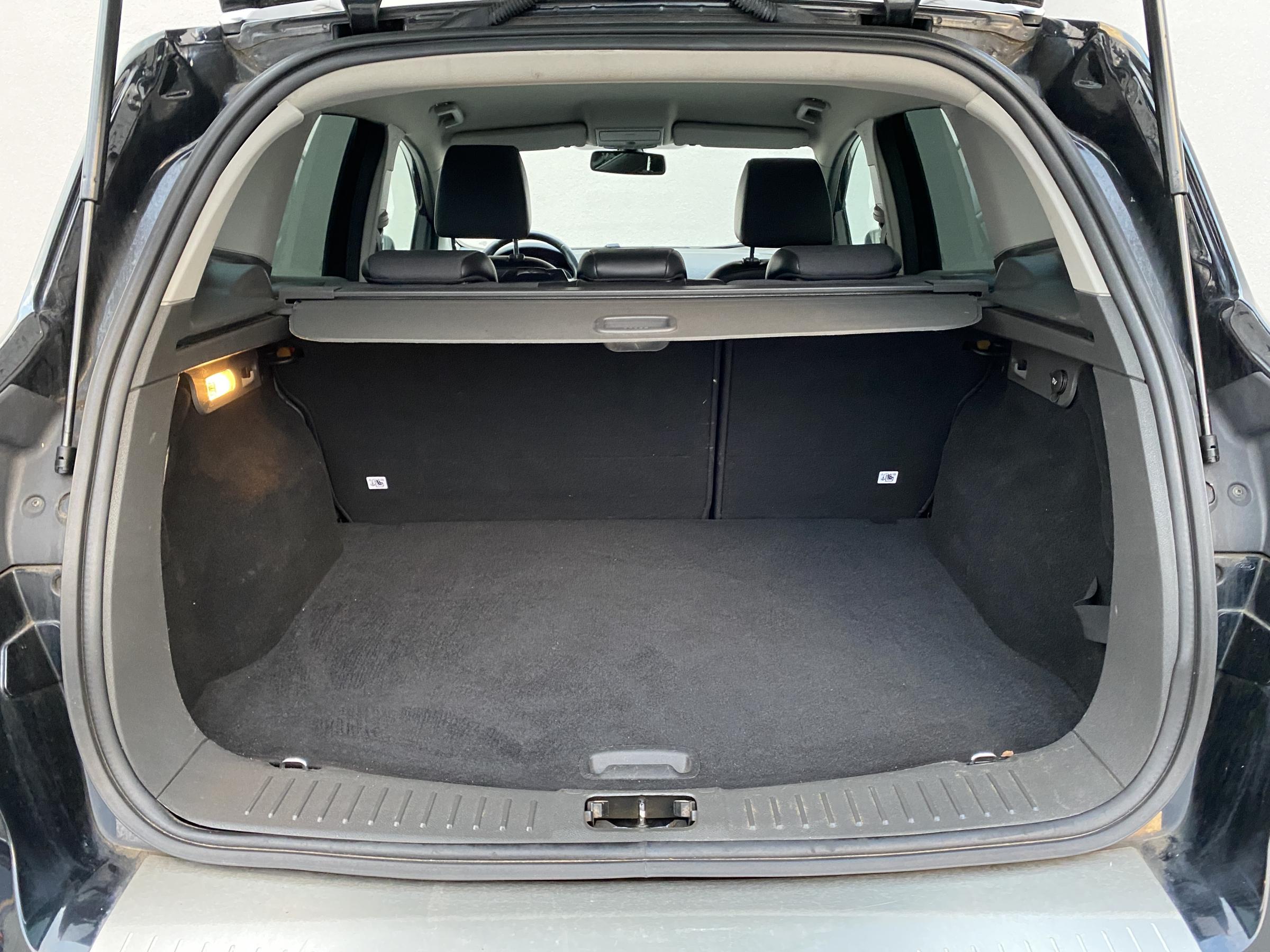 Ford Kuga, 2011 - pohled č. 7