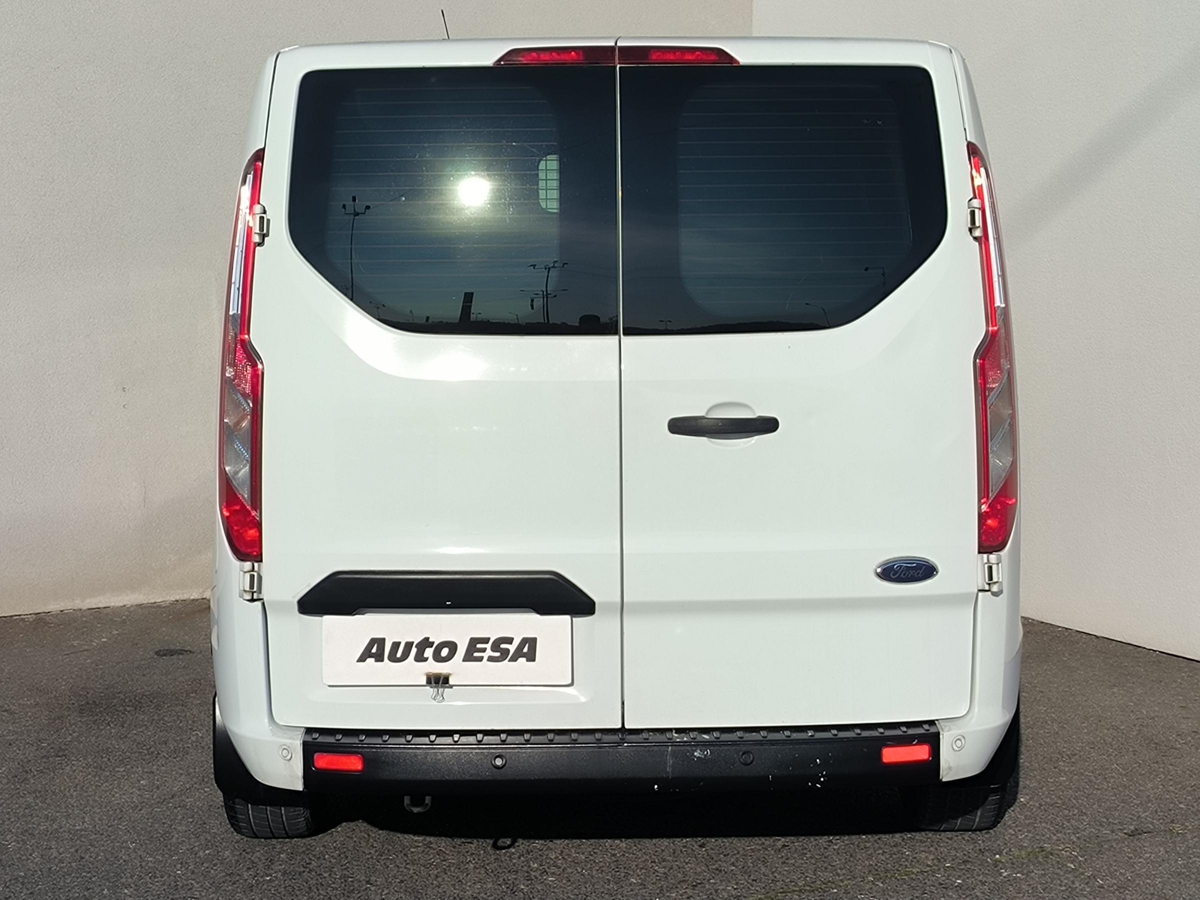 Ford Transit Custom, 2019 - pohled č. 5