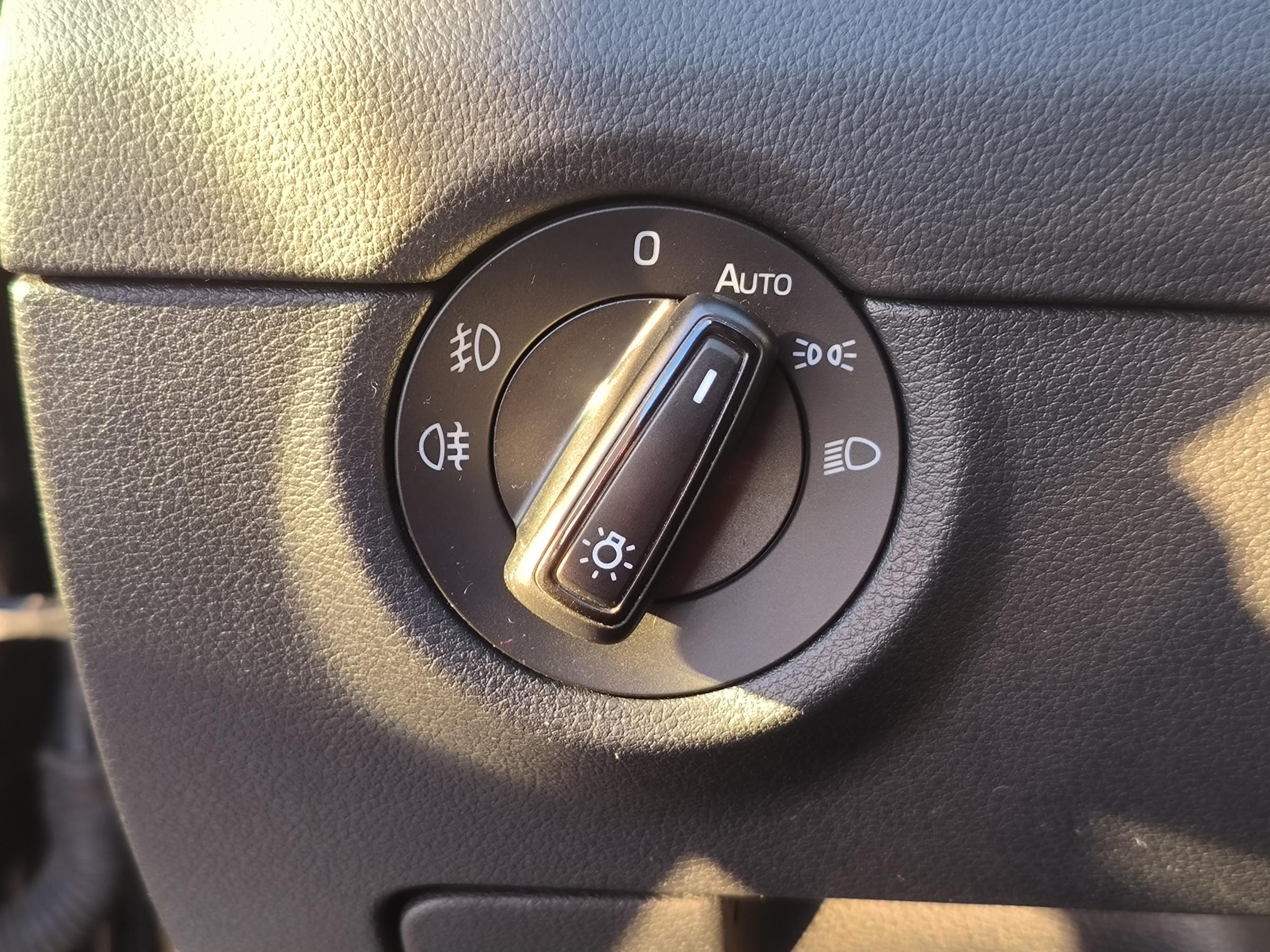 Škoda Octavia III, 2015 - pohled č. 16