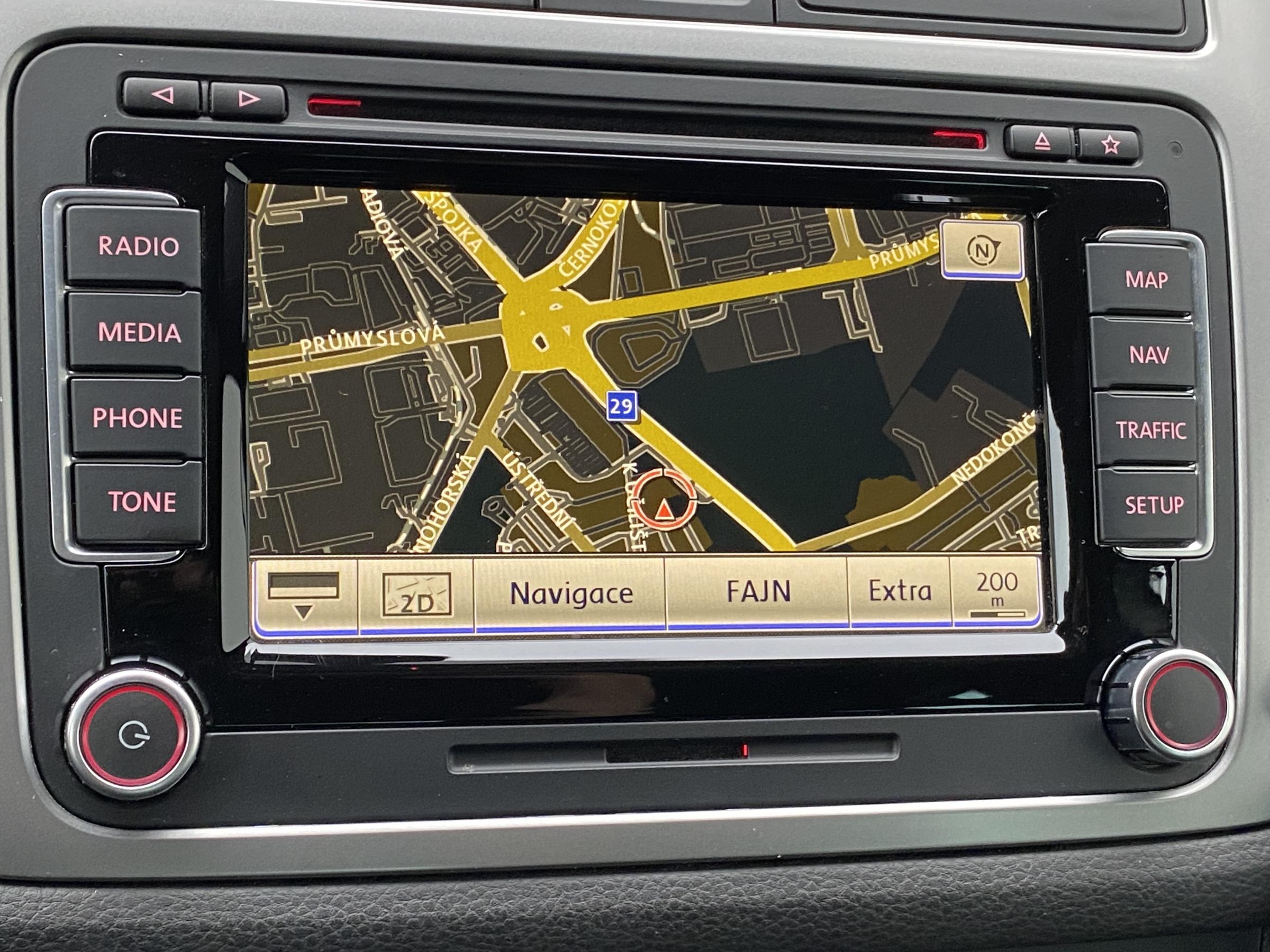 Volkswagen Tiguan, 2014 - pohled č. 16