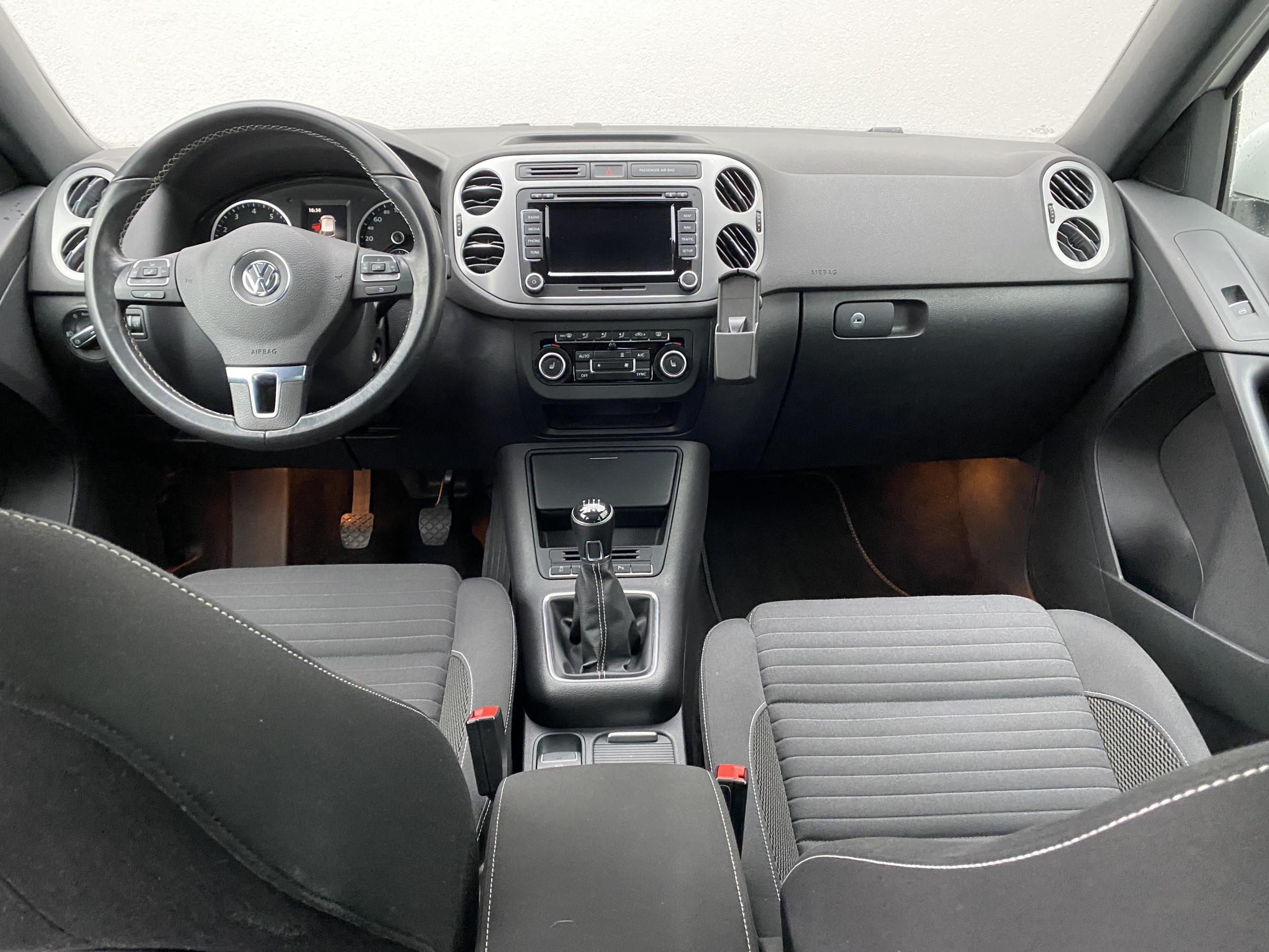 Volkswagen Tiguan, 2014 - pohled č. 8