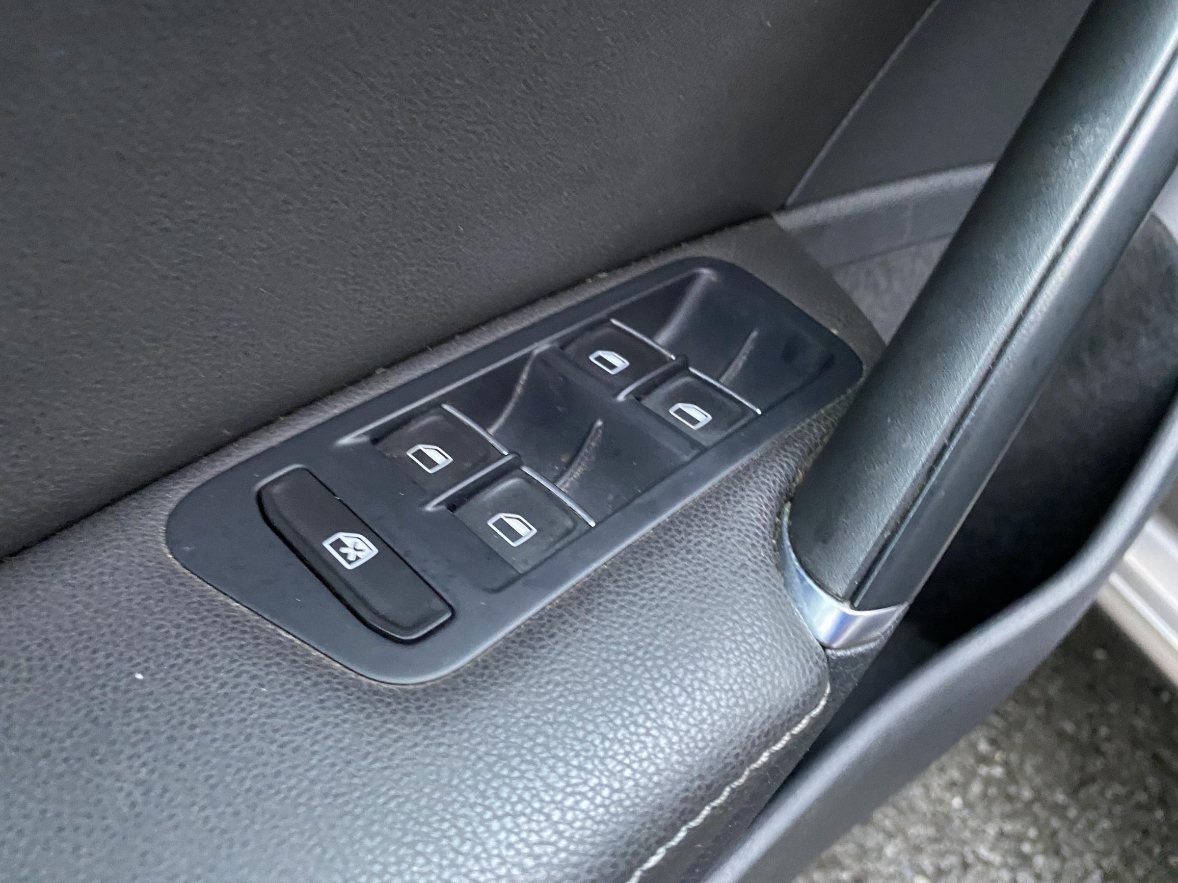 Volkswagen Golf, 2013 - pohled č. 13