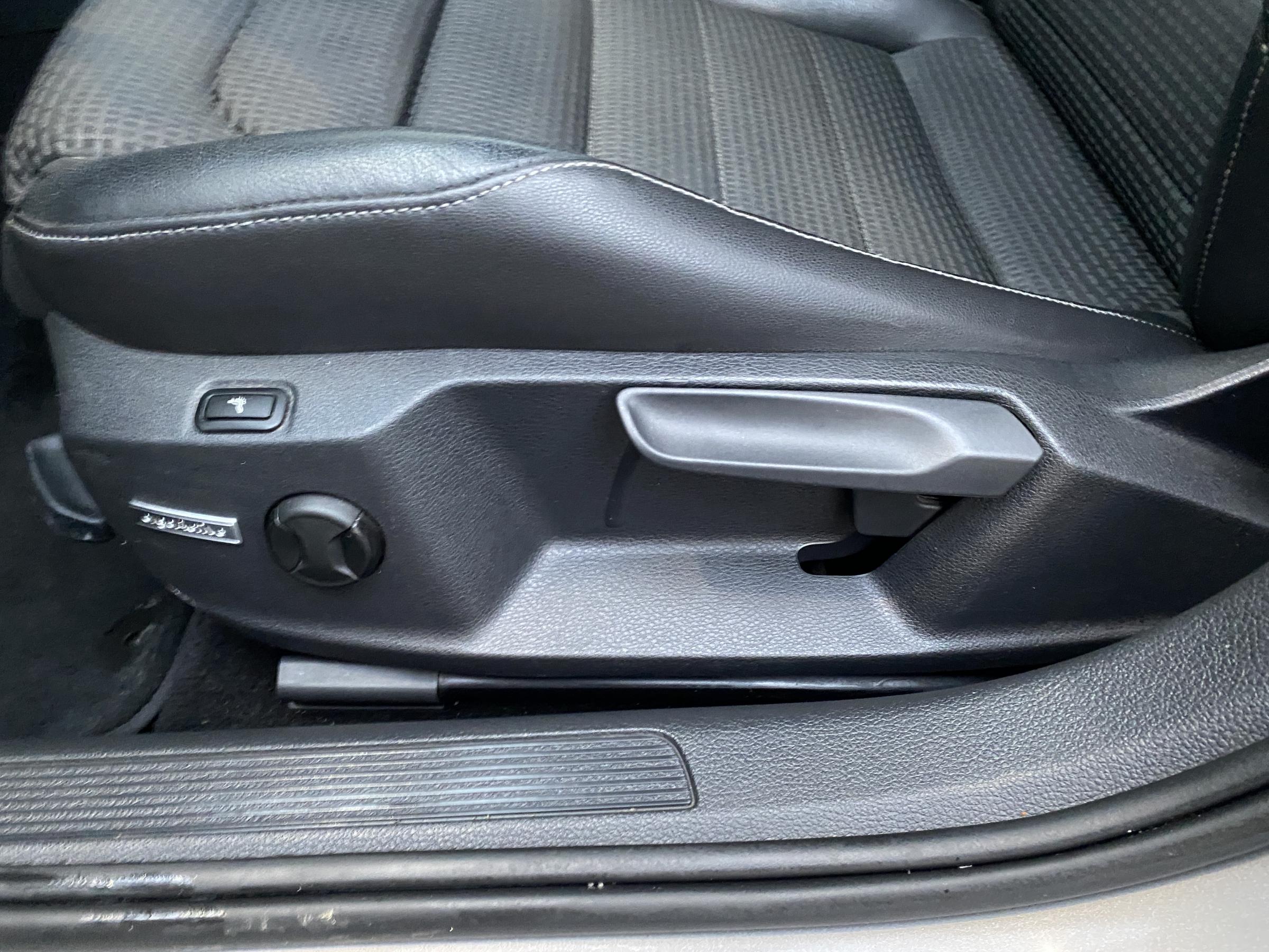 Volkswagen Golf, 2013 - pohled č. 14