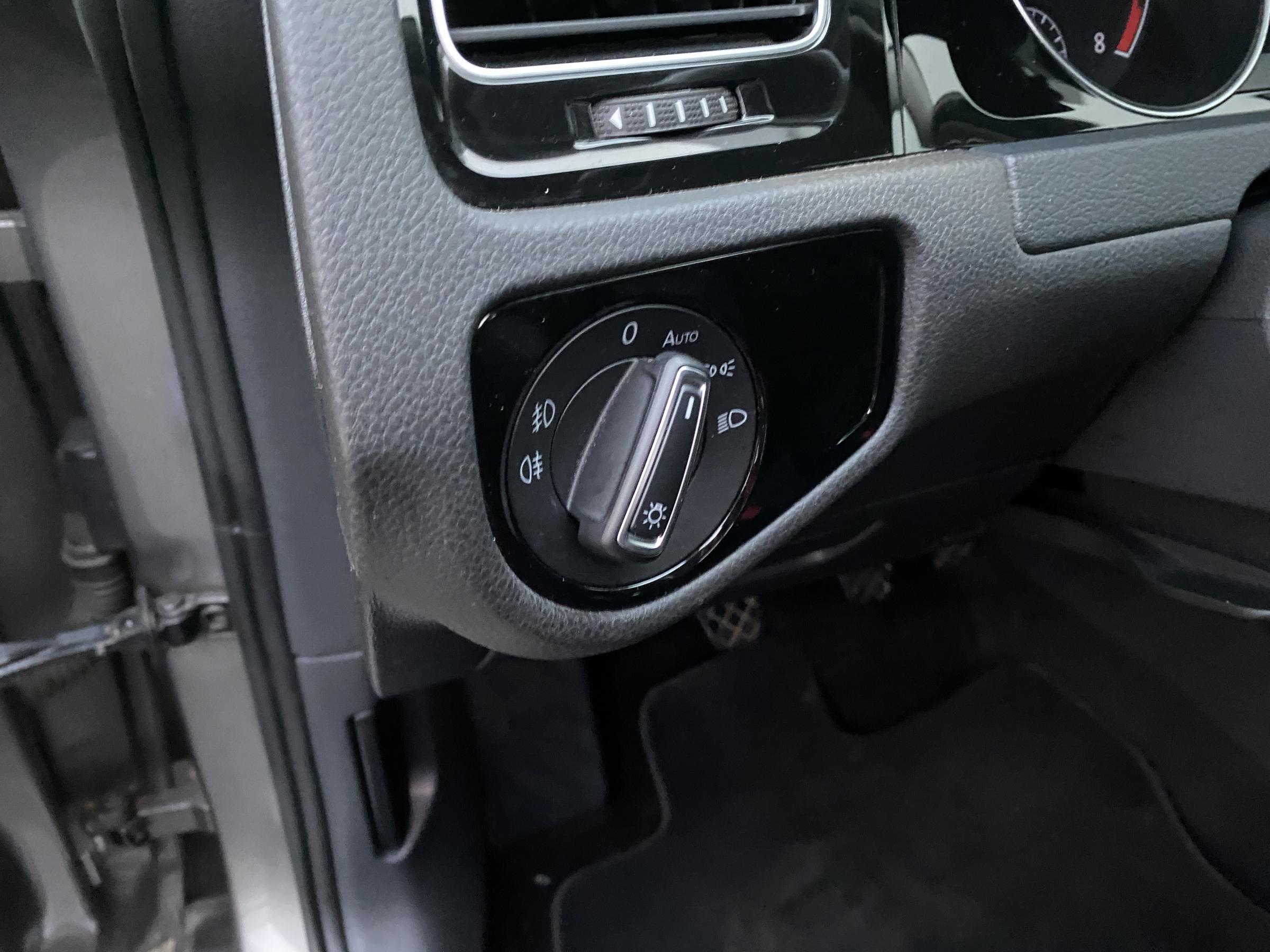 Volkswagen Golf, 2013 - pohled č. 15