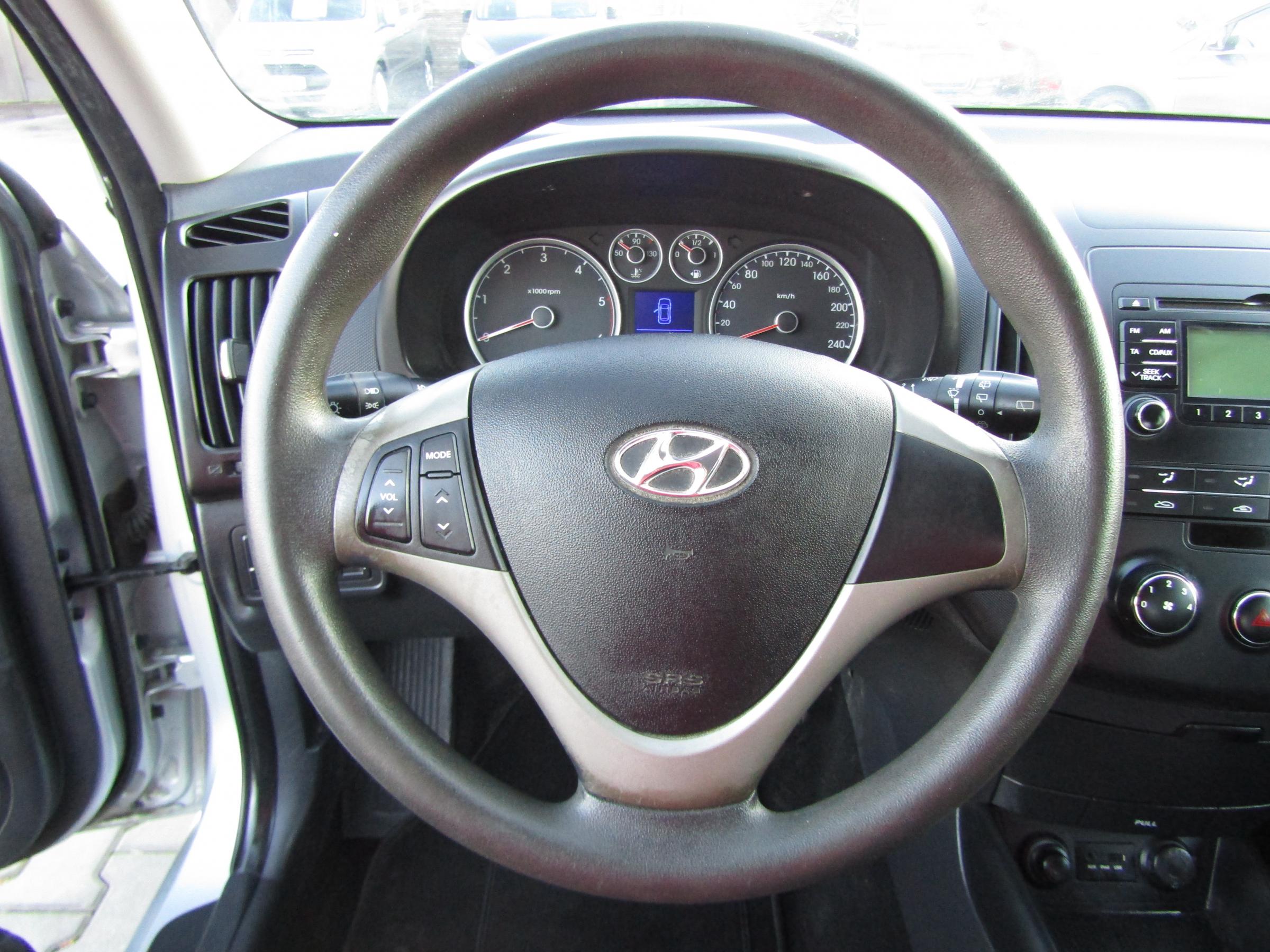 Hyundai i30, 2010 - pohled č. 14