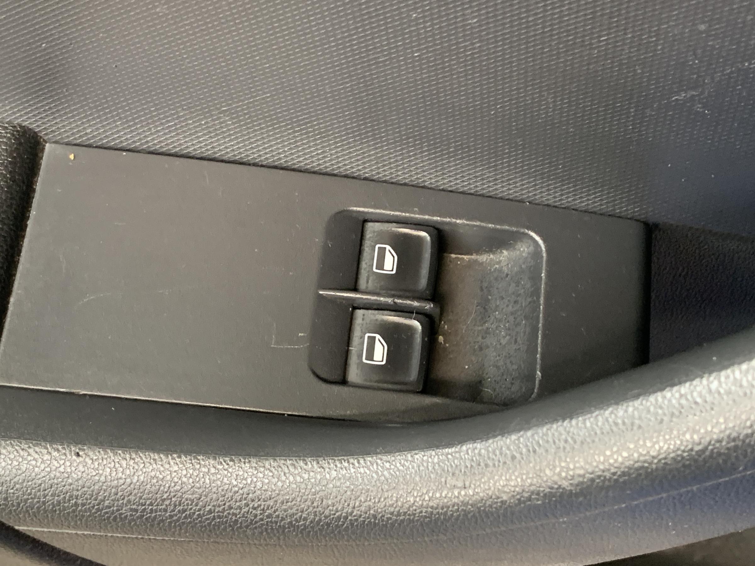 Škoda Rapid, 2014 - pohled č. 17