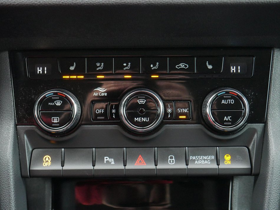 Škoda Karoq 1.5 TSi Ambition