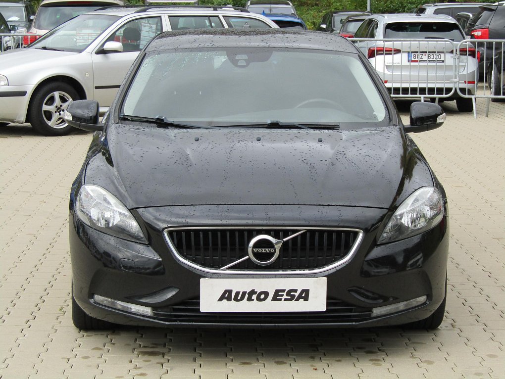 Volvo V40 2.0D 