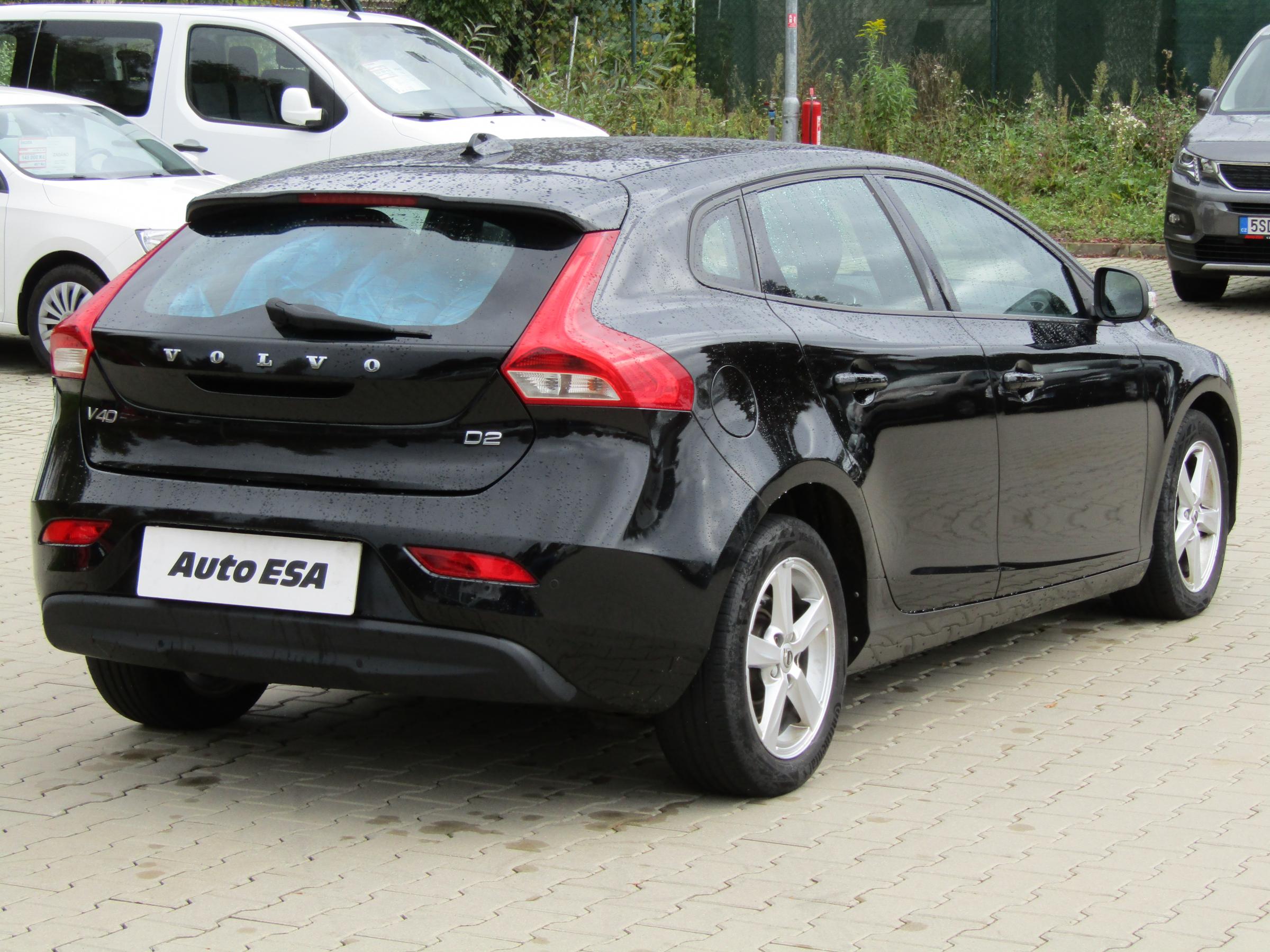 Volvo V40, 2016 - pohled č. 4