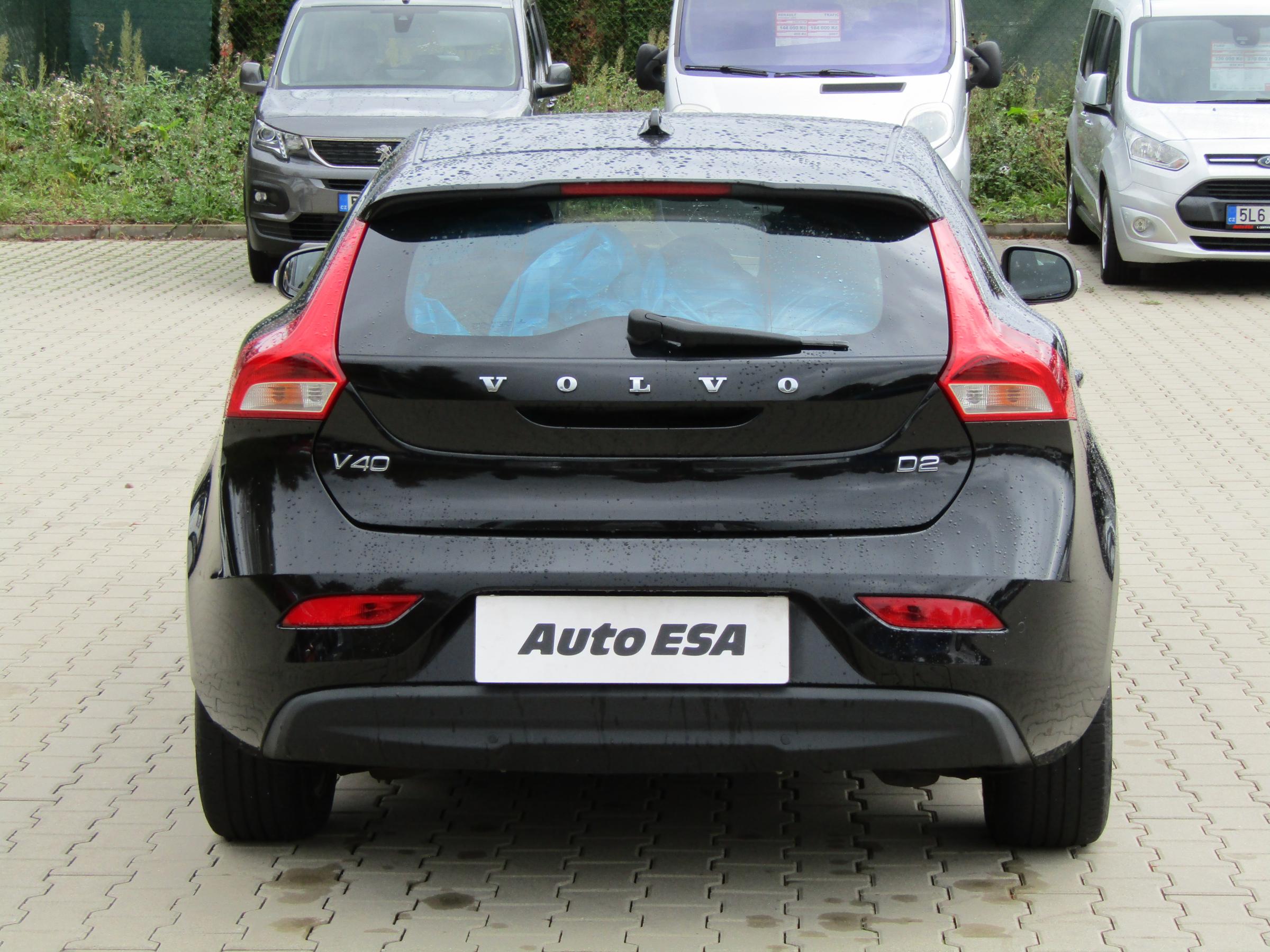 Volvo V40, 2016 - pohled č. 5