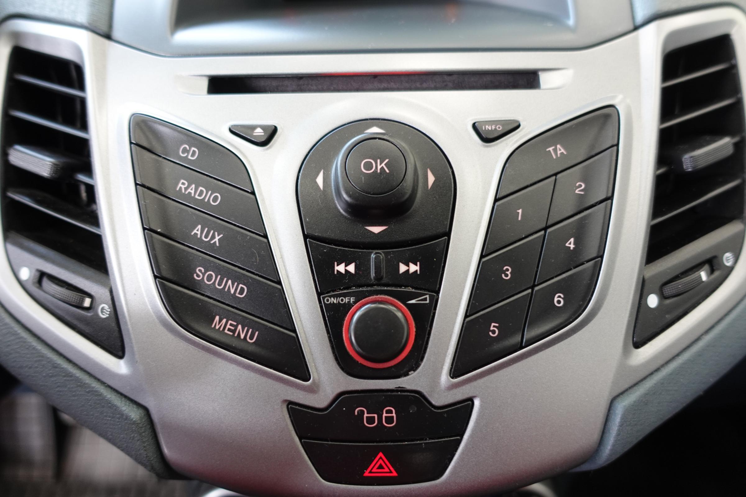 Ford Fiesta, 2008 - pohled č. 17