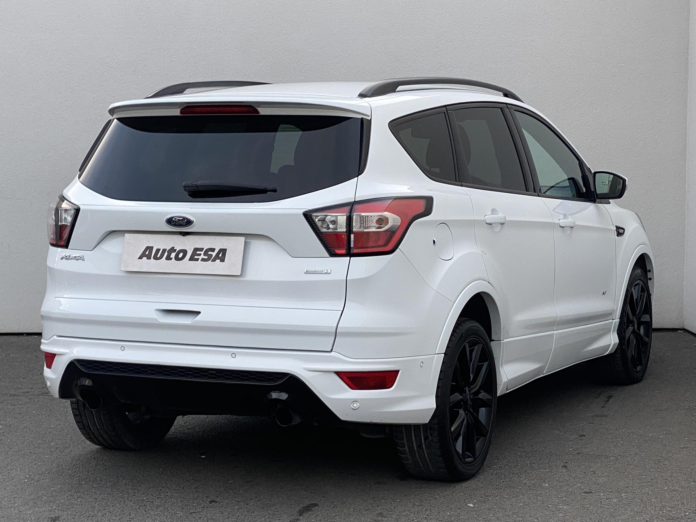 Ford Kuga, 2018 - pohled č. 4