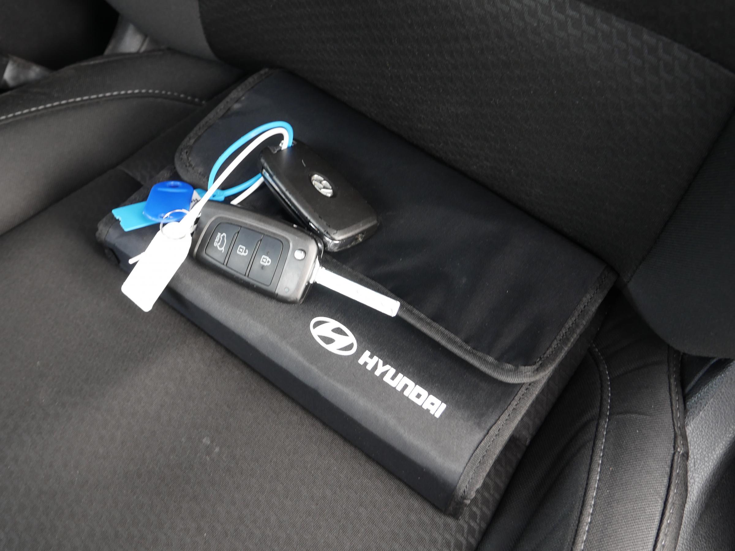 Hyundai i30, 2018 - pohled č. 16