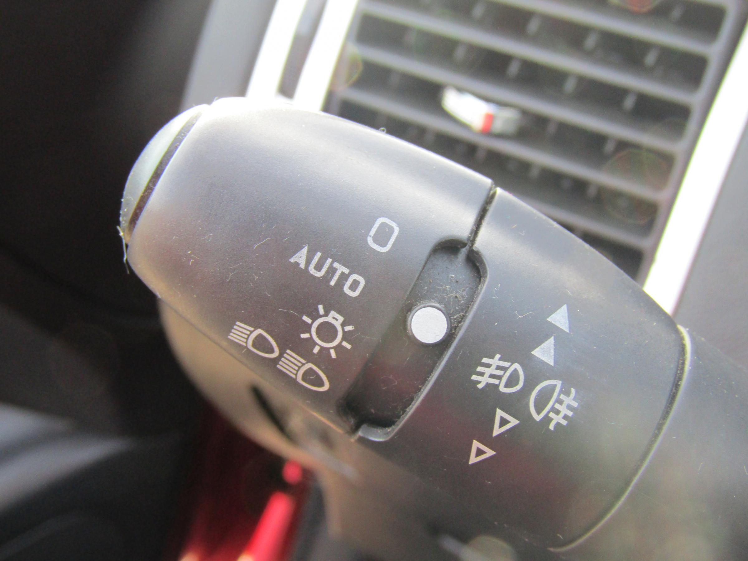 Peugeot 307, 2009 - pohled č. 16