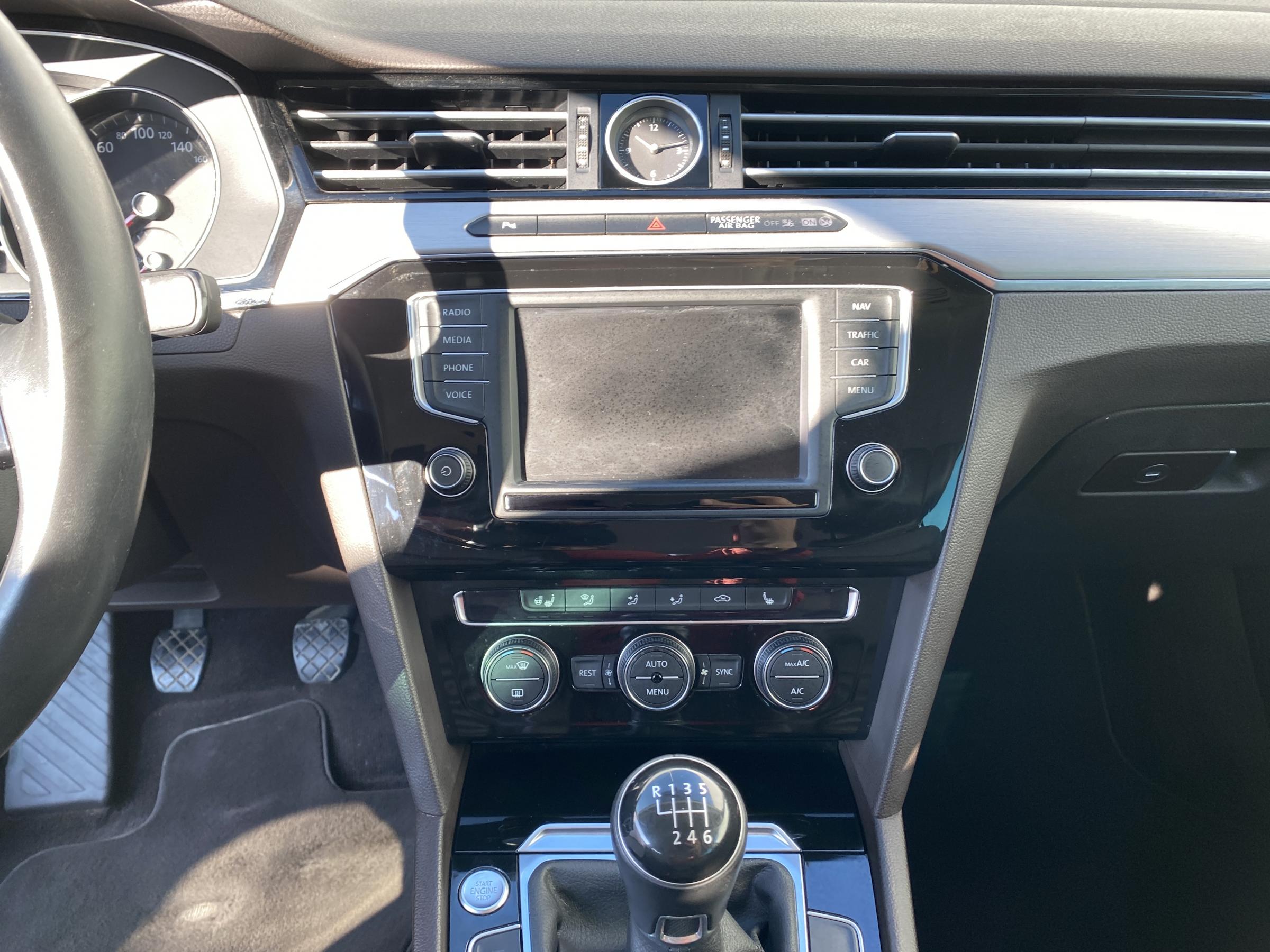 Volkswagen Passat, 2015 - pohled č. 12