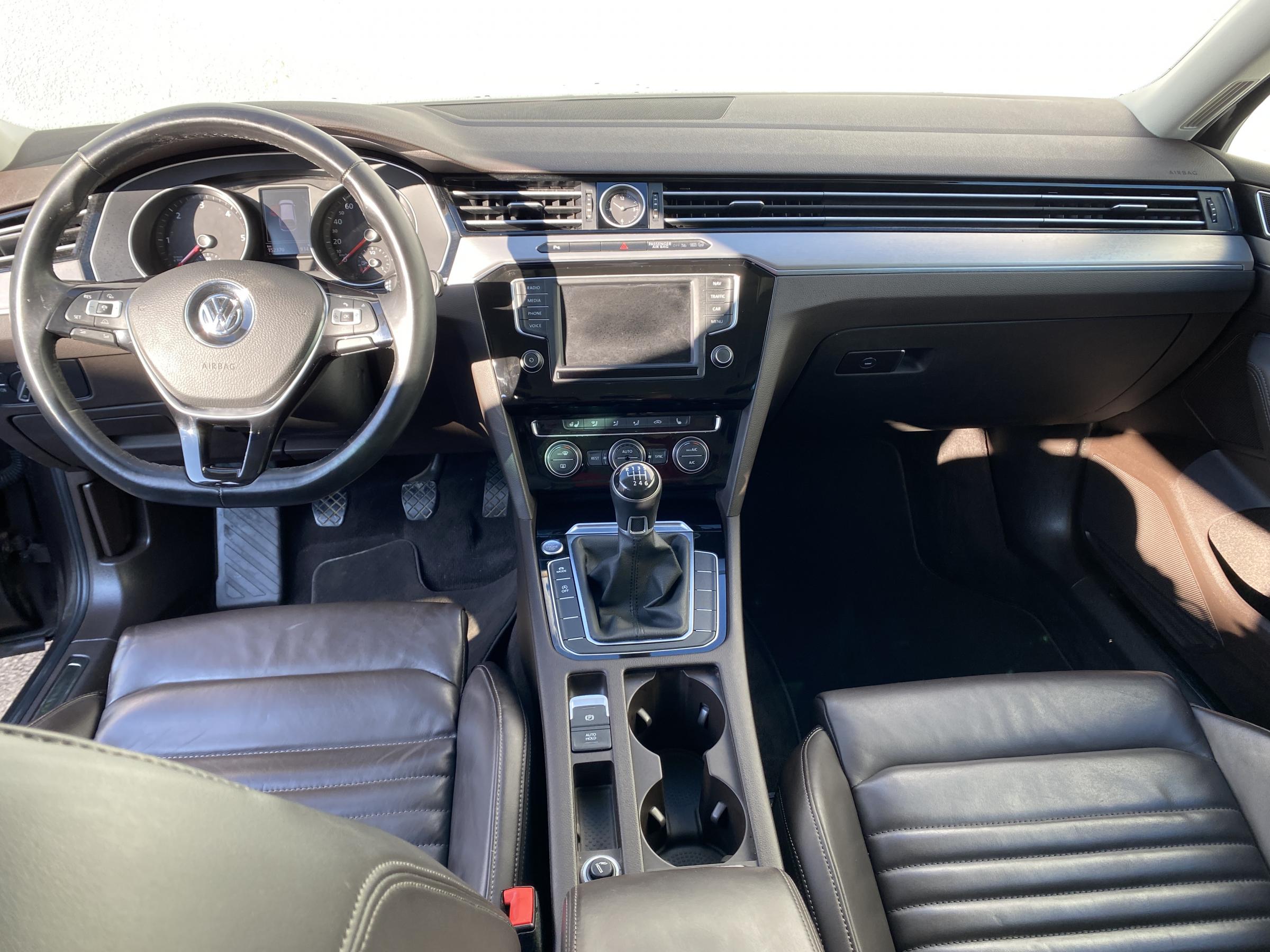 Volkswagen Passat, 2015 - pohled č. 8