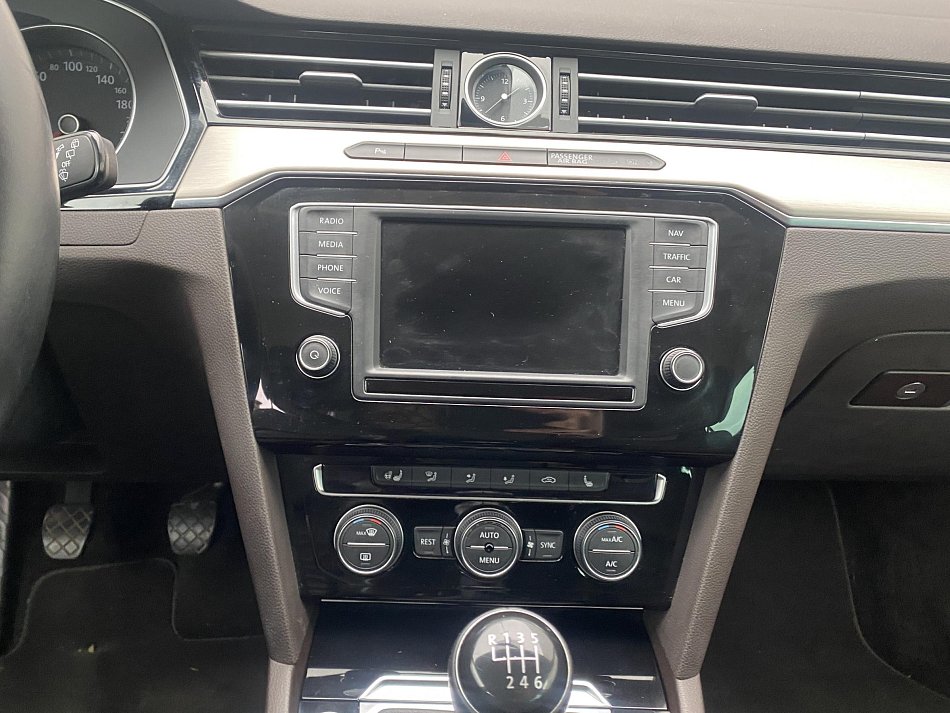 Volkswagen Passat 2.0 TDi Highline