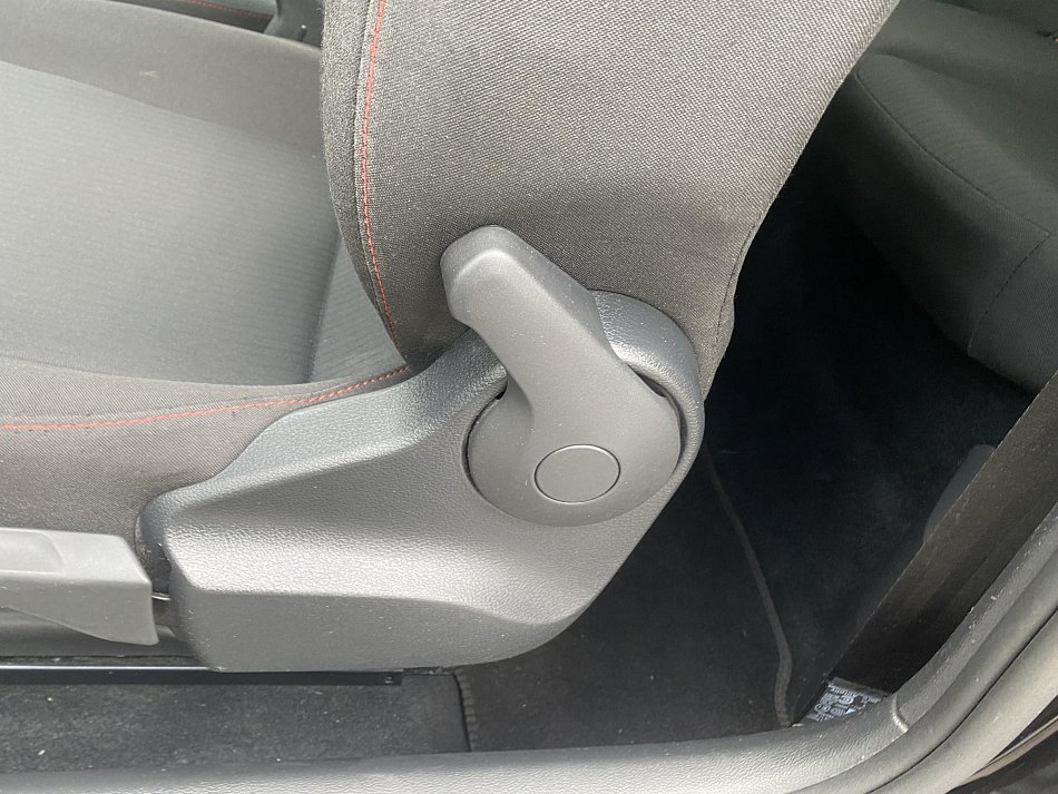 Volkswagen Up! 1.0 MPi Sound