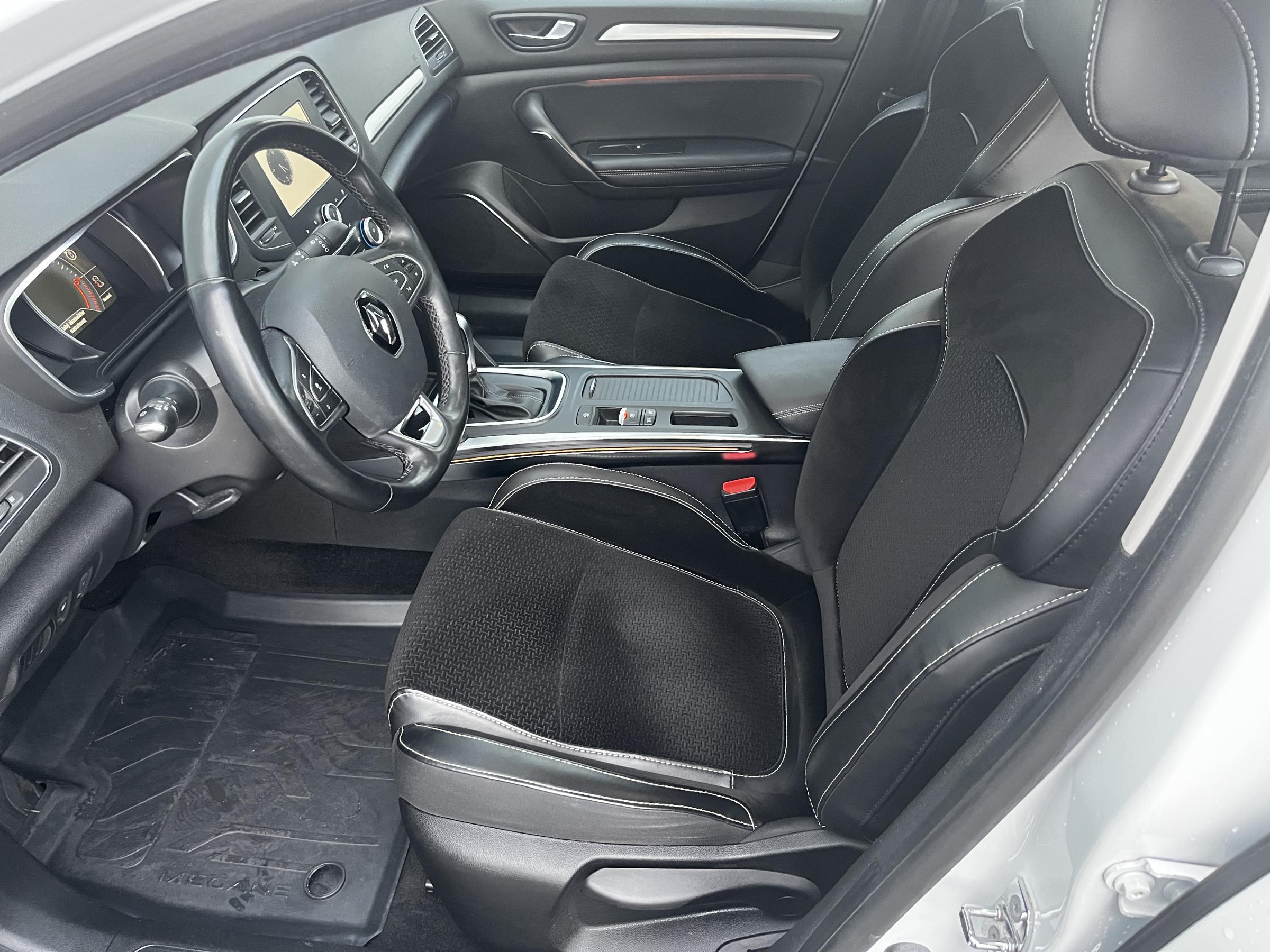 Renault Mégane, 2017 - pohled č. 9