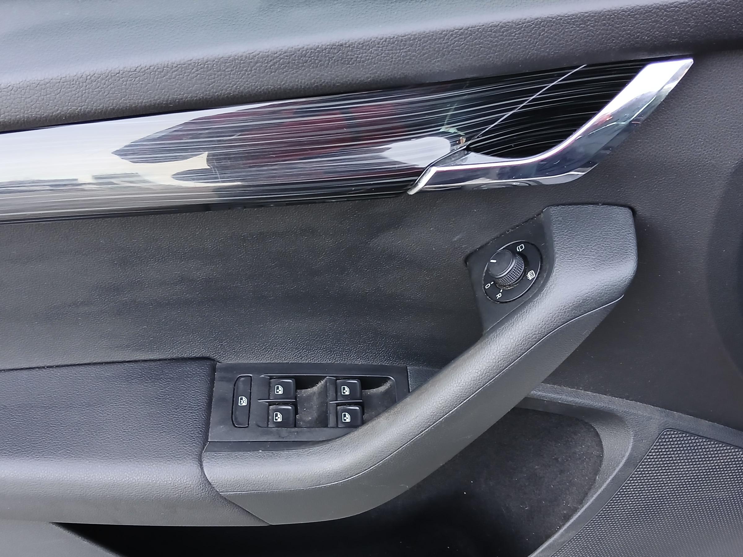 Škoda Octavia III, 2017 - pohled č. 11