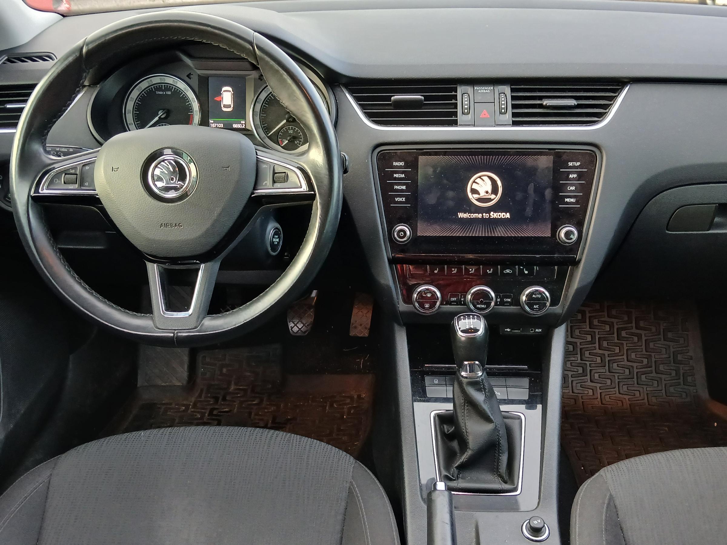 Škoda Octavia III, 2017 - pohled č. 8