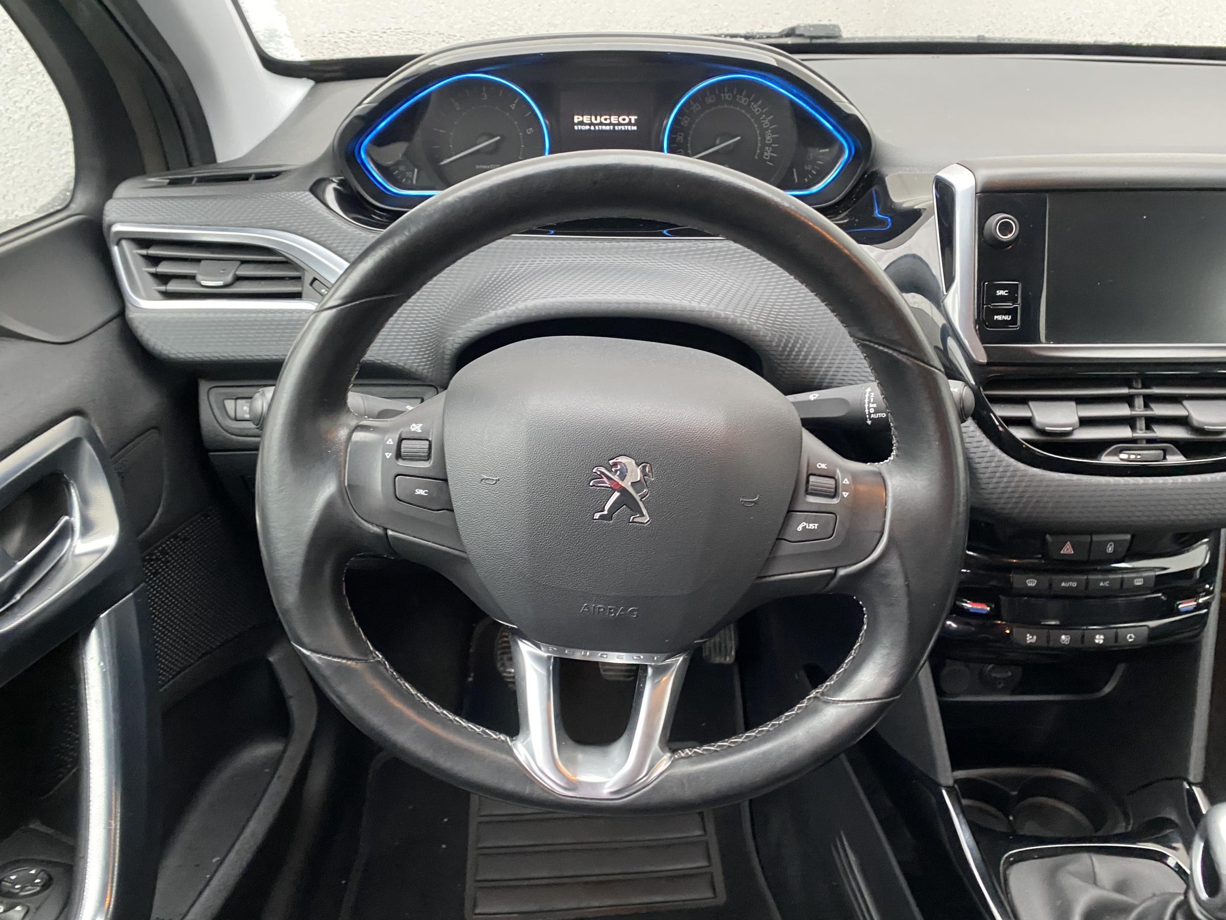 Peugeot 2008, 2016 - pohled č. 11