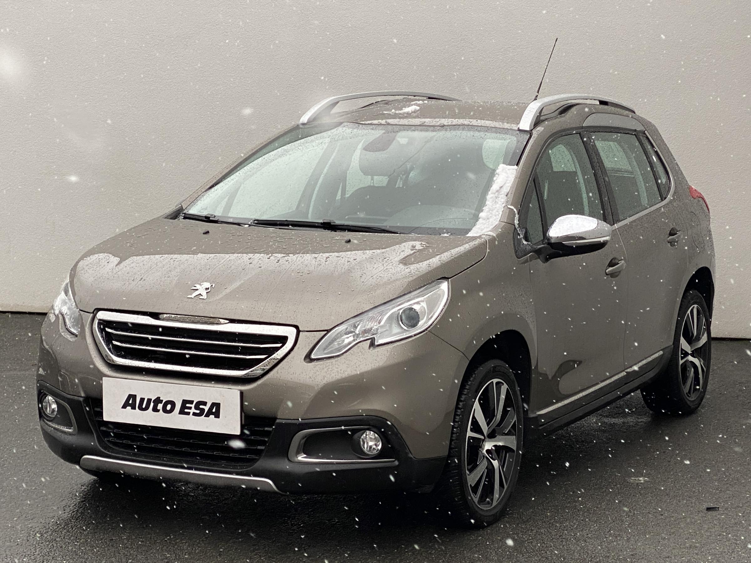 Peugeot 2008, 2016 - pohled č. 3