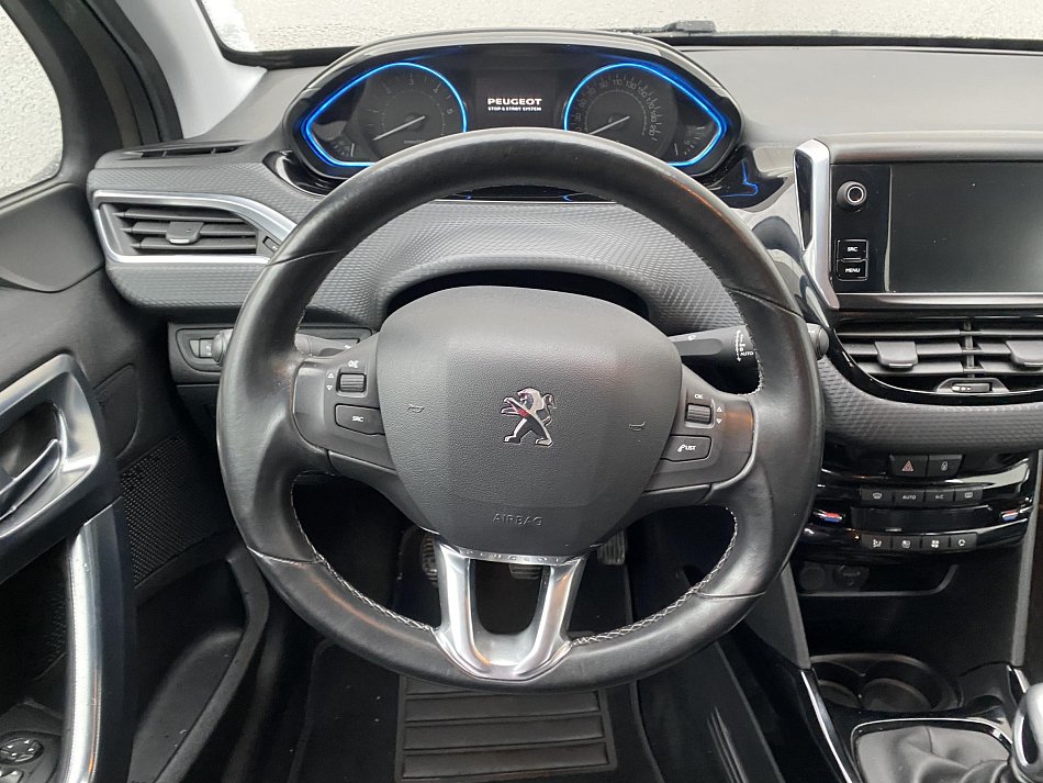 Peugeot 2008 1.6 HDi Allure