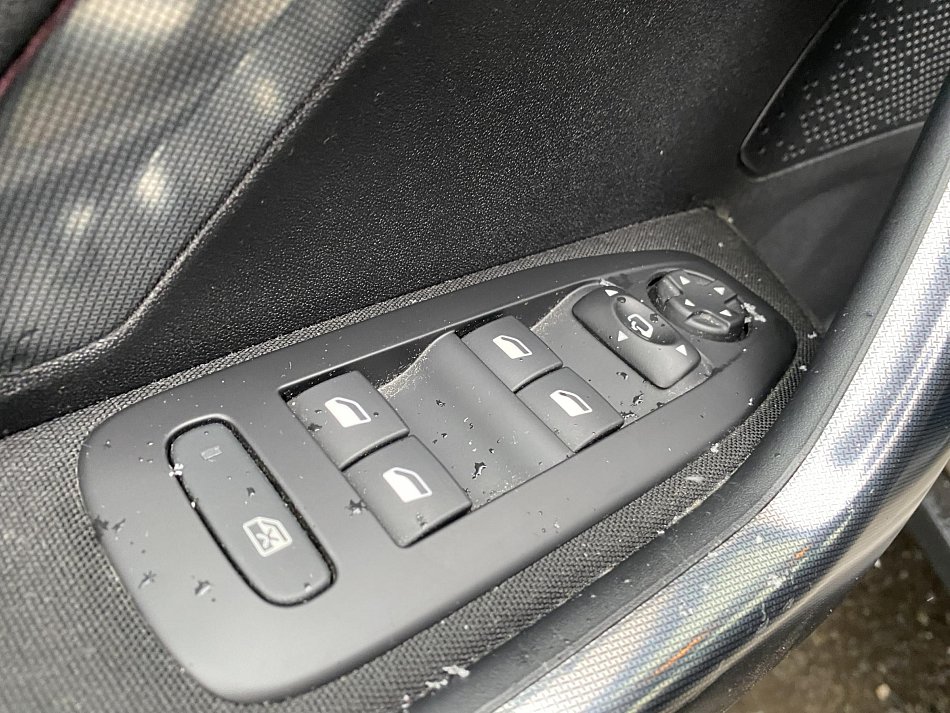 Peugeot 2008 1.6 HDi Allure