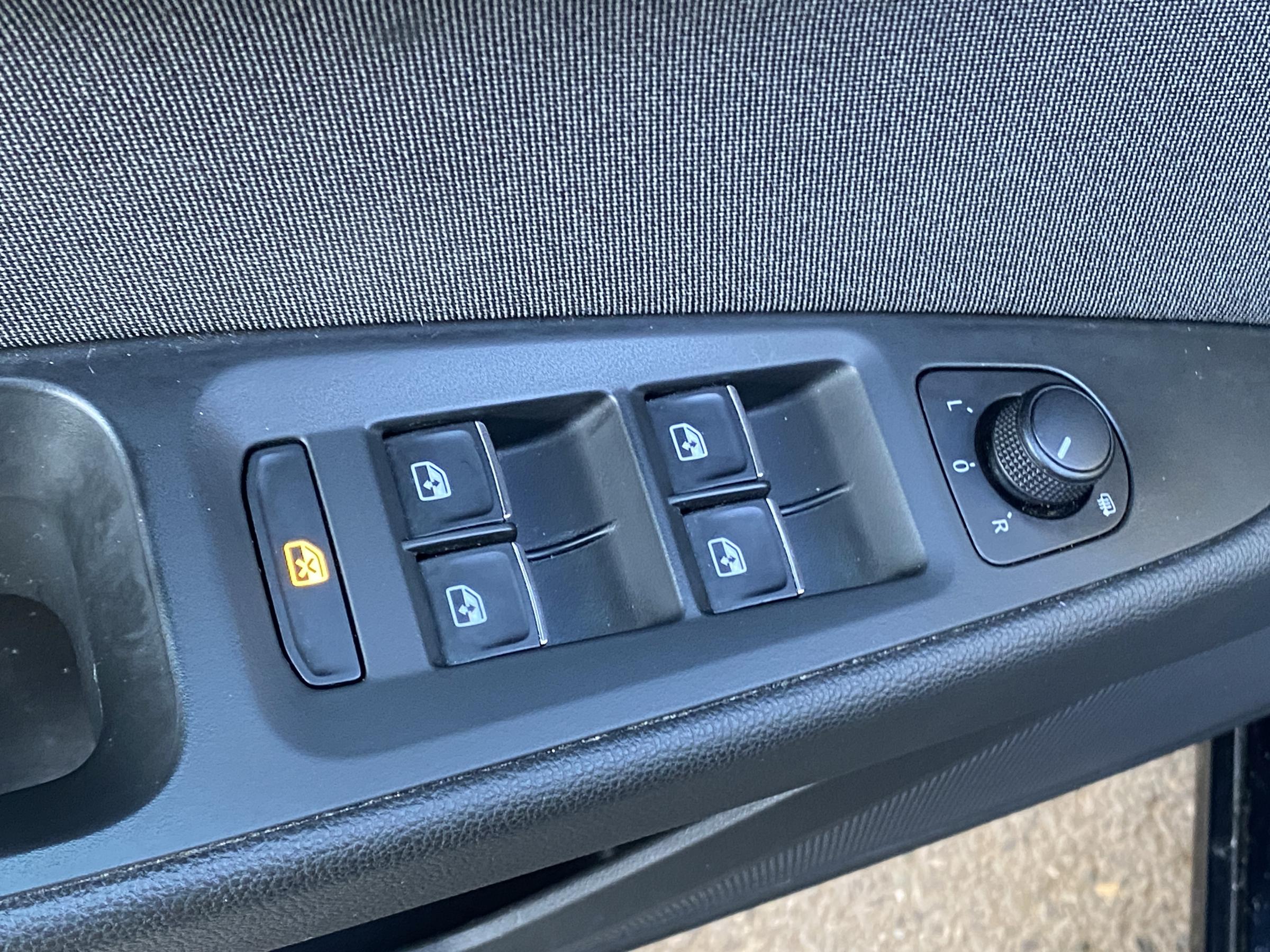 Seat Leon, 2018 - pohled č. 11