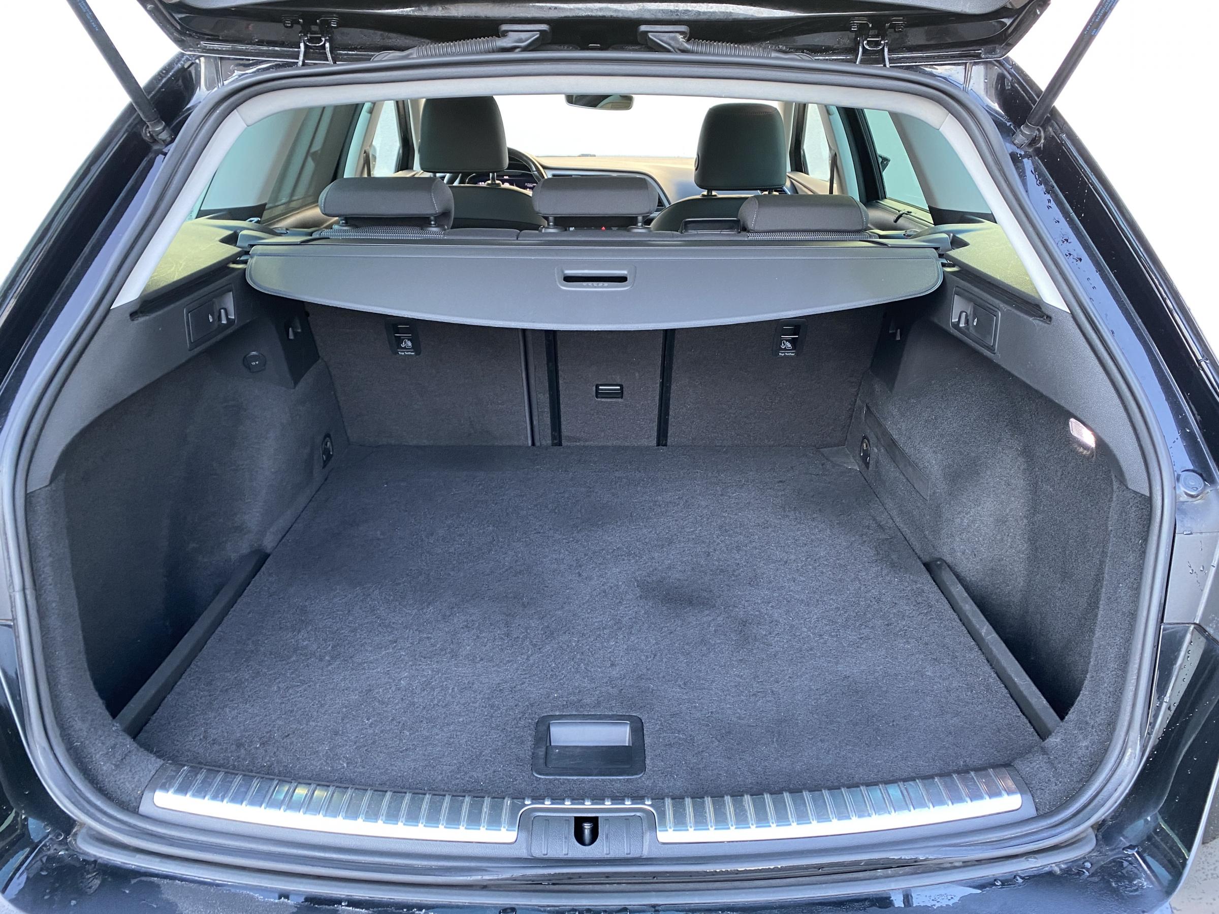 Seat Leon, 2018 - pohled č. 7