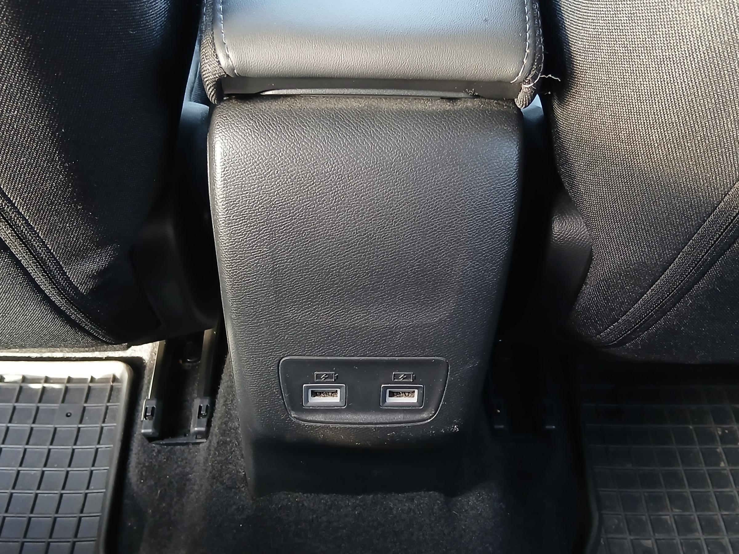 Peugeot 2008, 2023 - pohled č. 11