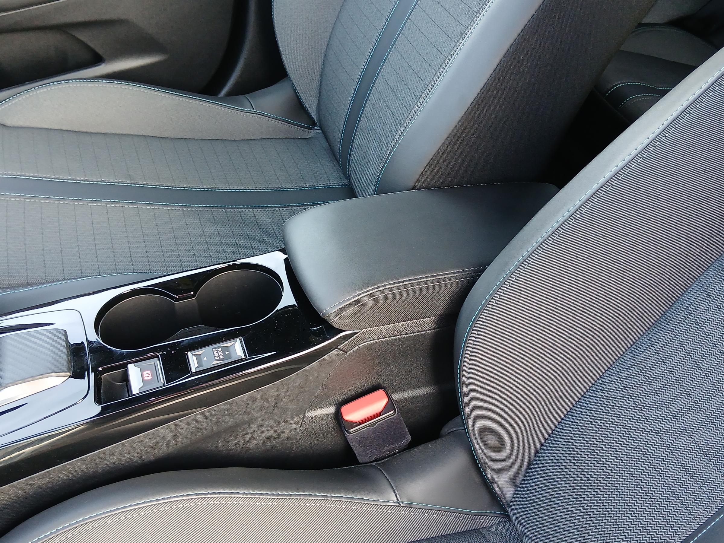 Peugeot 2008, 2023 - pohled č. 22