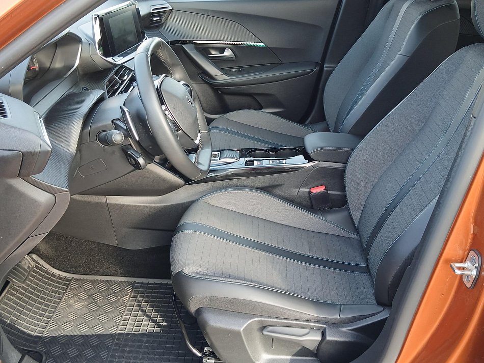 Peugeot 2008 1.2 PT Allure