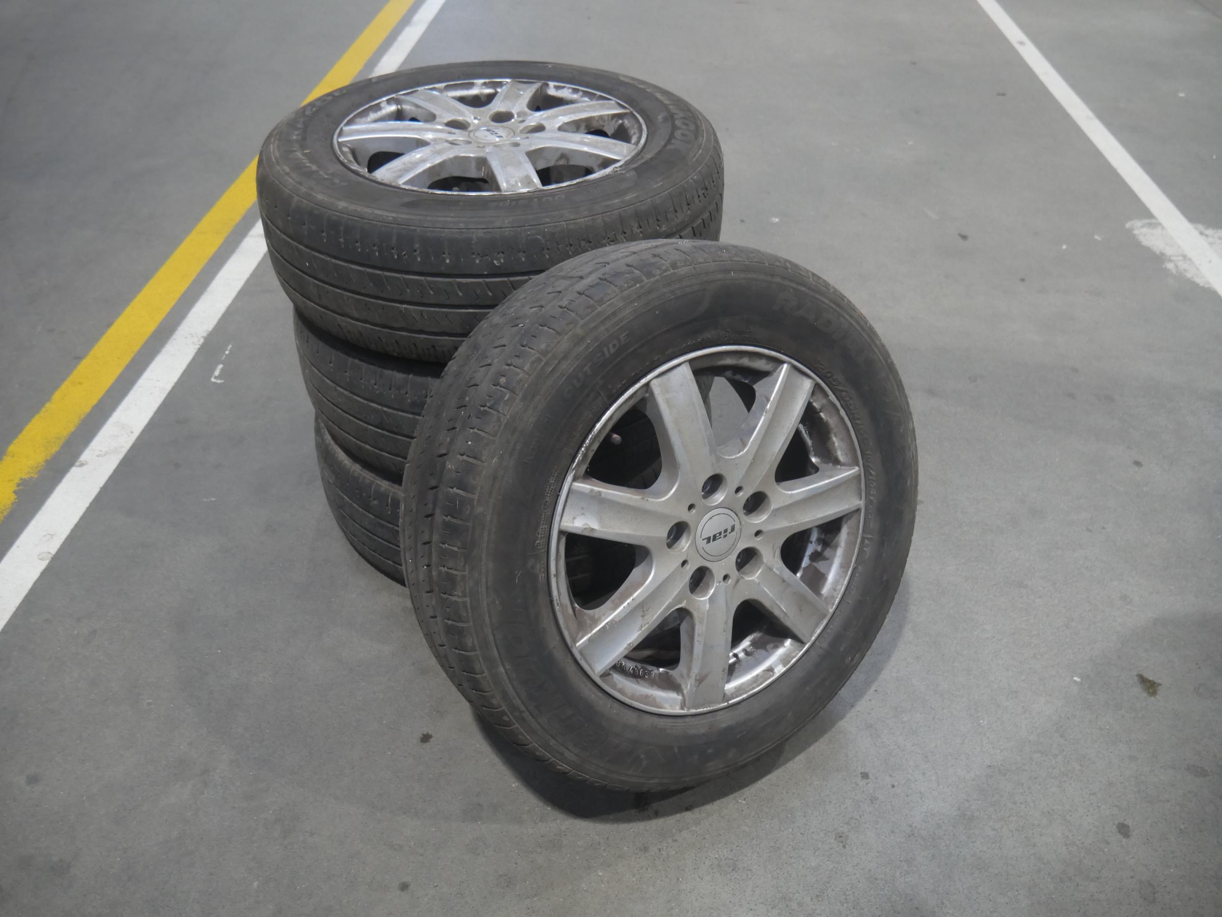 Volkswagen Transporter, 2015 - pohled č. 16