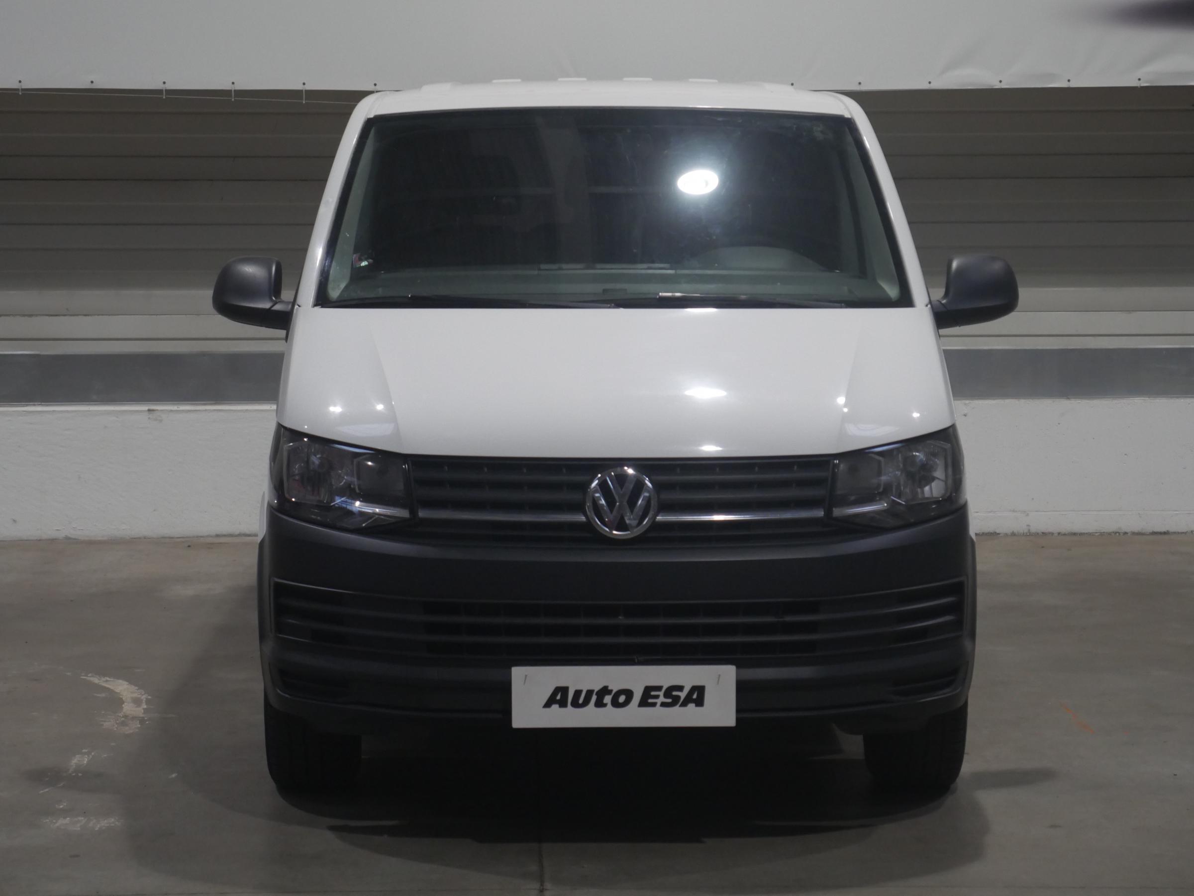 Volkswagen Transporter, 2015 - pohled č. 2